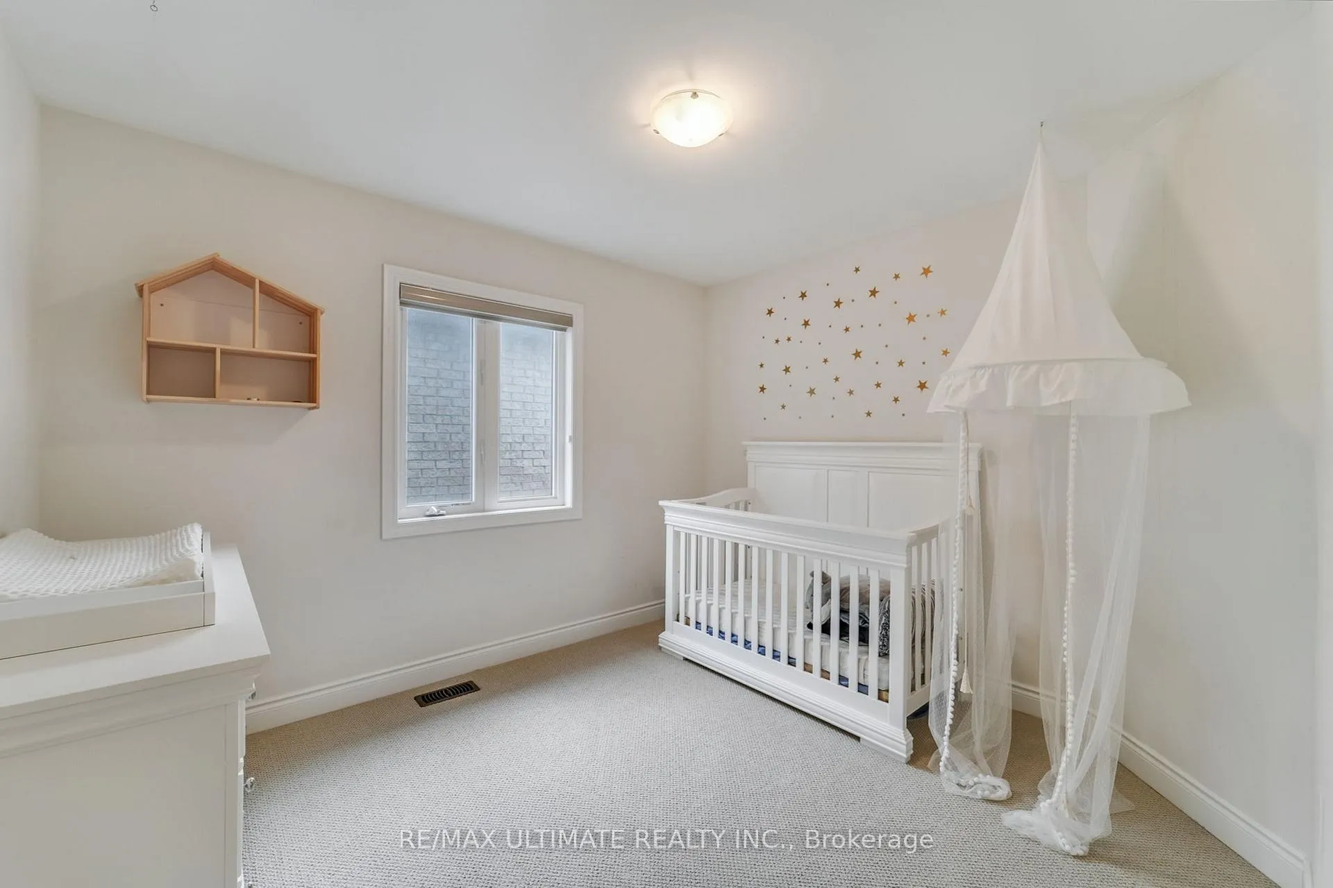 Photo 14 of 37 Zenith Avenue, Vaughan, Kleinburg — HOMEH