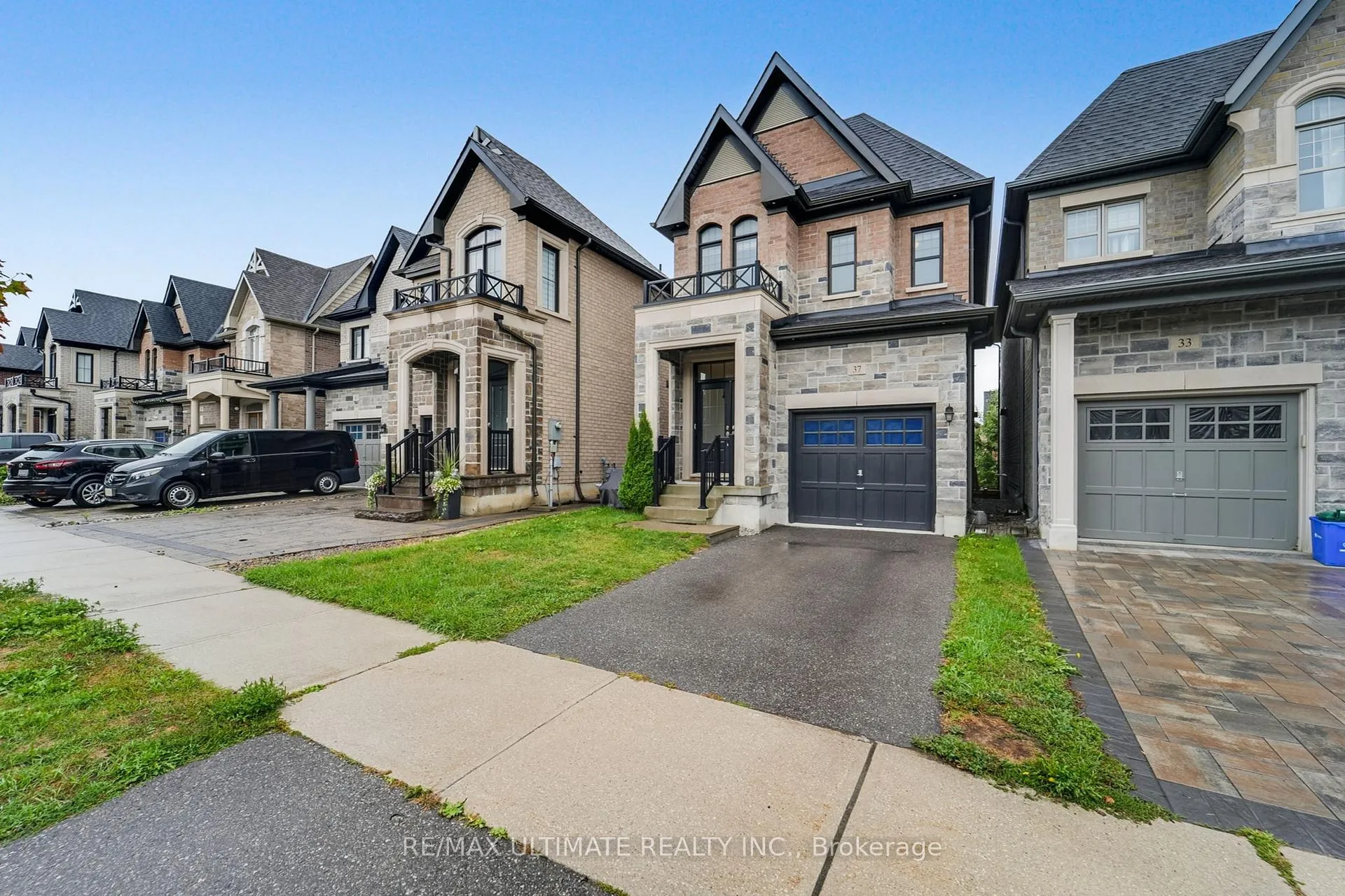 Photo 36 of 37 Zenith Avenue, Vaughan, Kleinburg — HOMEH