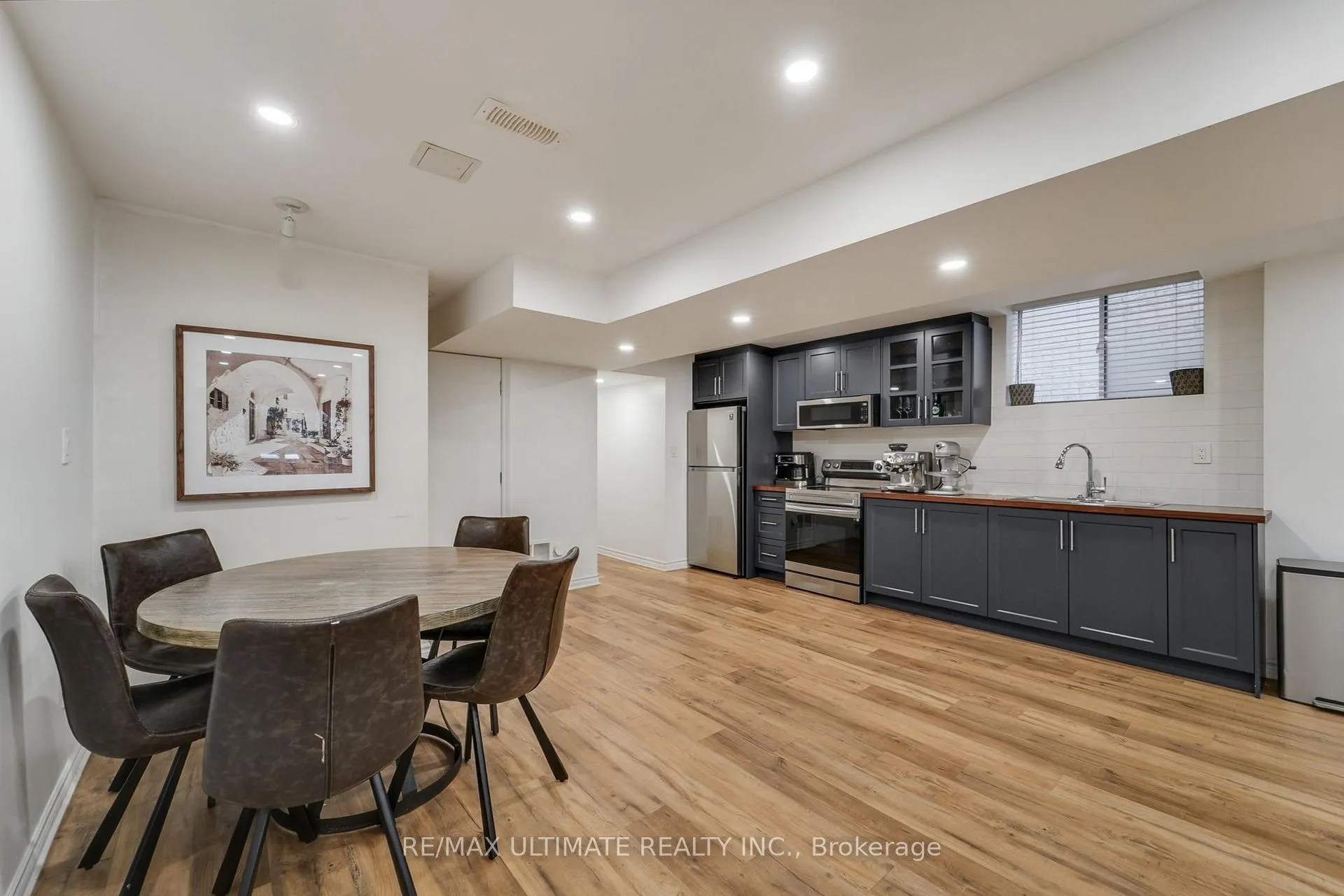 Photo 37 of 37 Zenith Avenue, Vaughan, Kleinburg — HOMEH