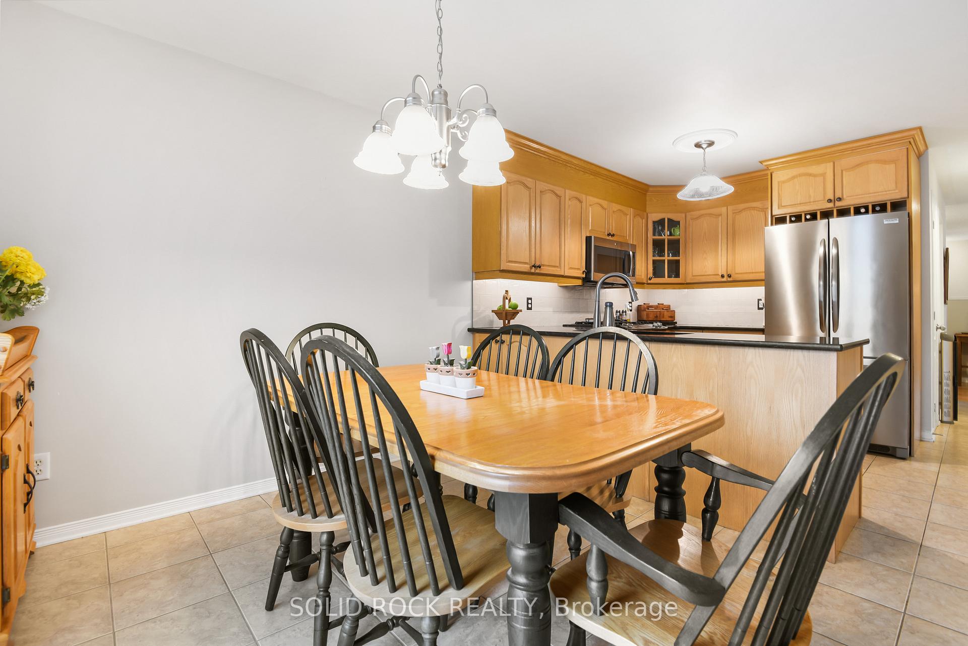 Photo 11 of 84 Short Road, Arnprior — HOMEH