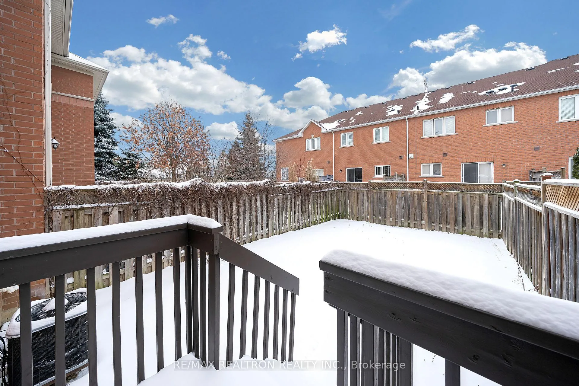 Photo 37 of 28 Daniel Reaman Crescent, Vaughan, Patterson — HOMEH
