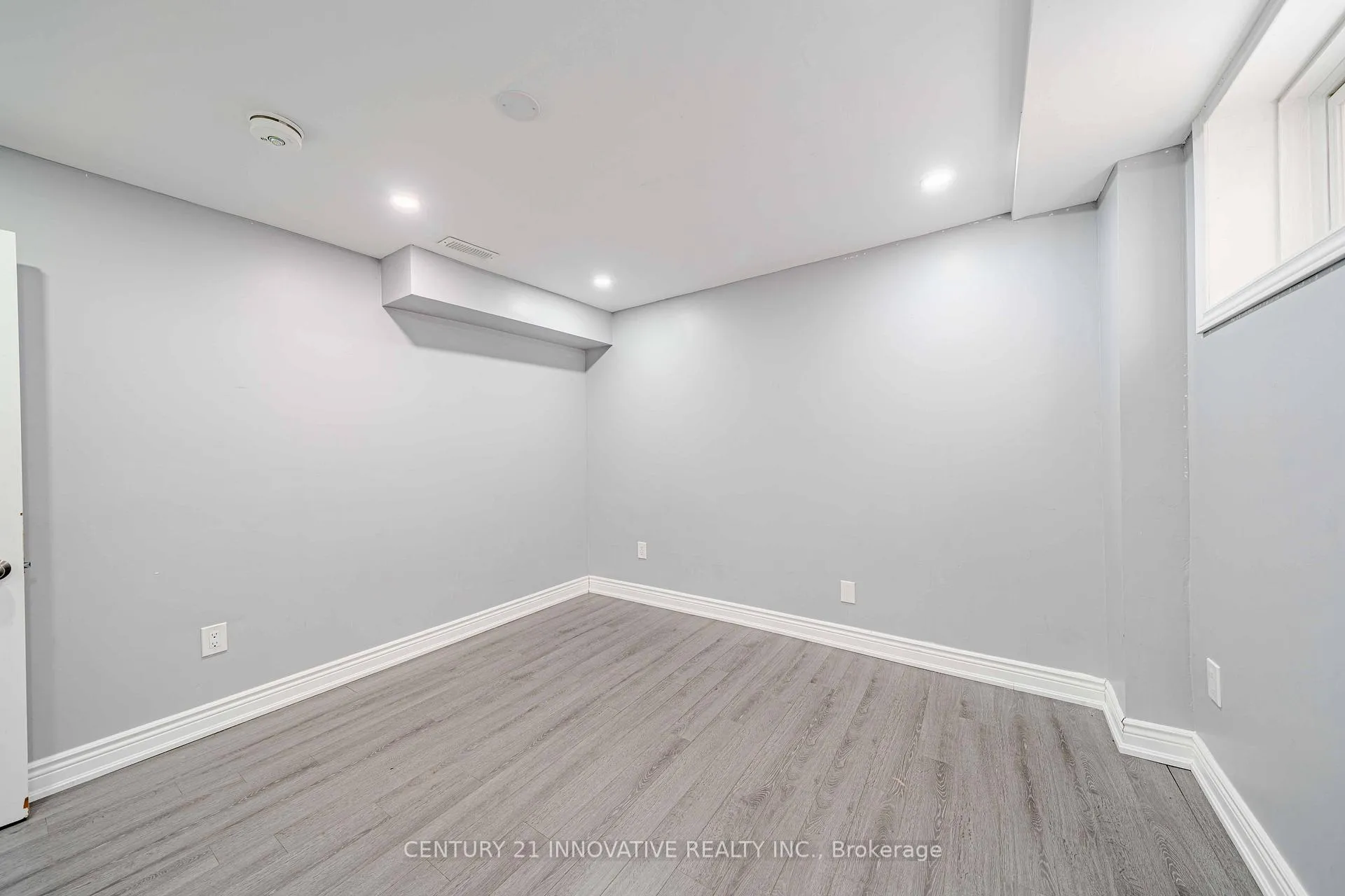 Photo 13 of Unit Bsmt, 20 Driscoll Drive, Ajax, Northeast Ajax — HOMEH