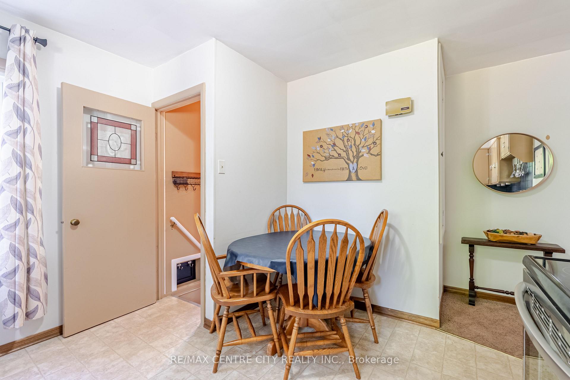 Photo 13 of 90 Caverly Road, Aylmer — HOMEH