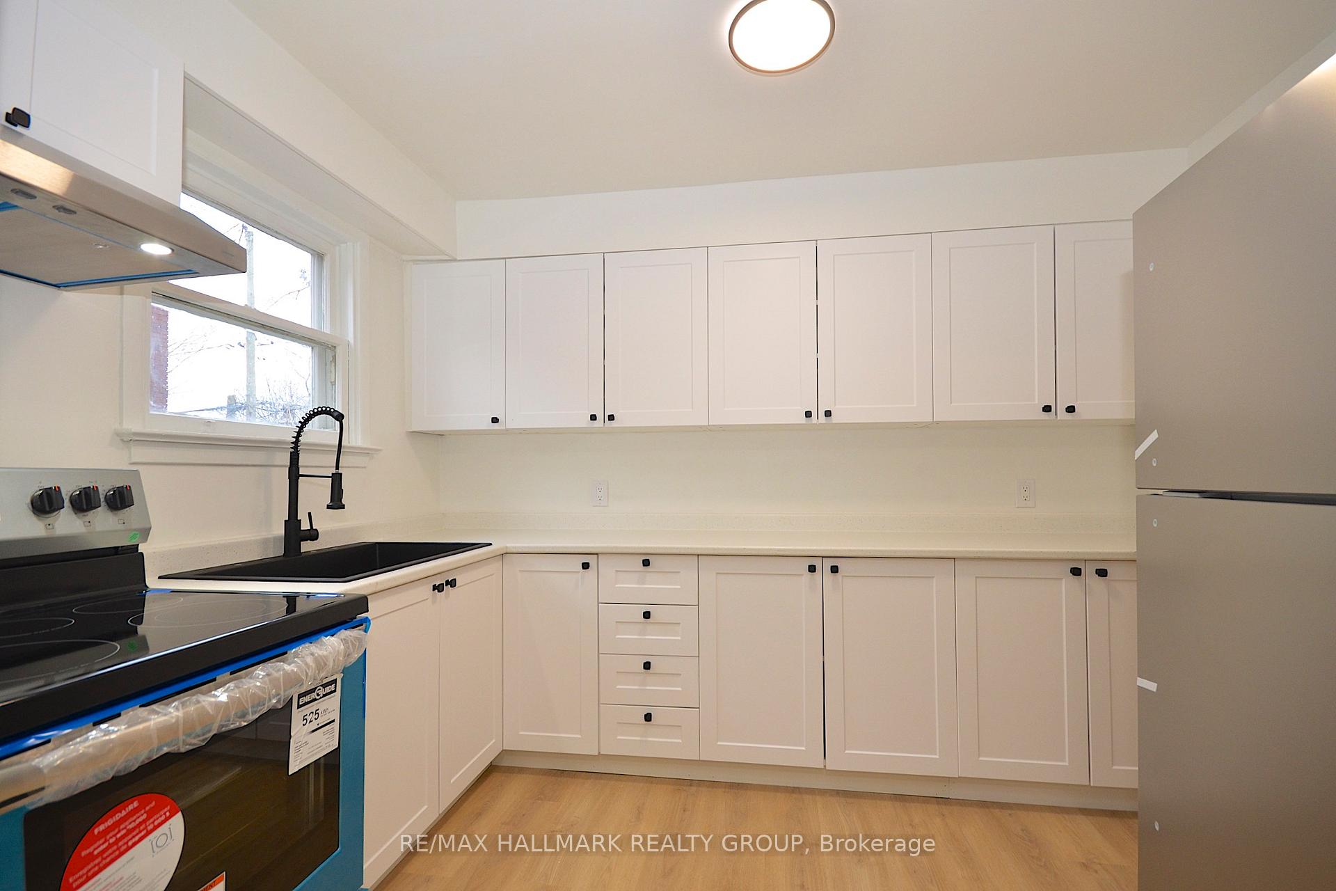 Photo 17 of 114 Lebrun Street, Ottawa, Vanier — HOMEH