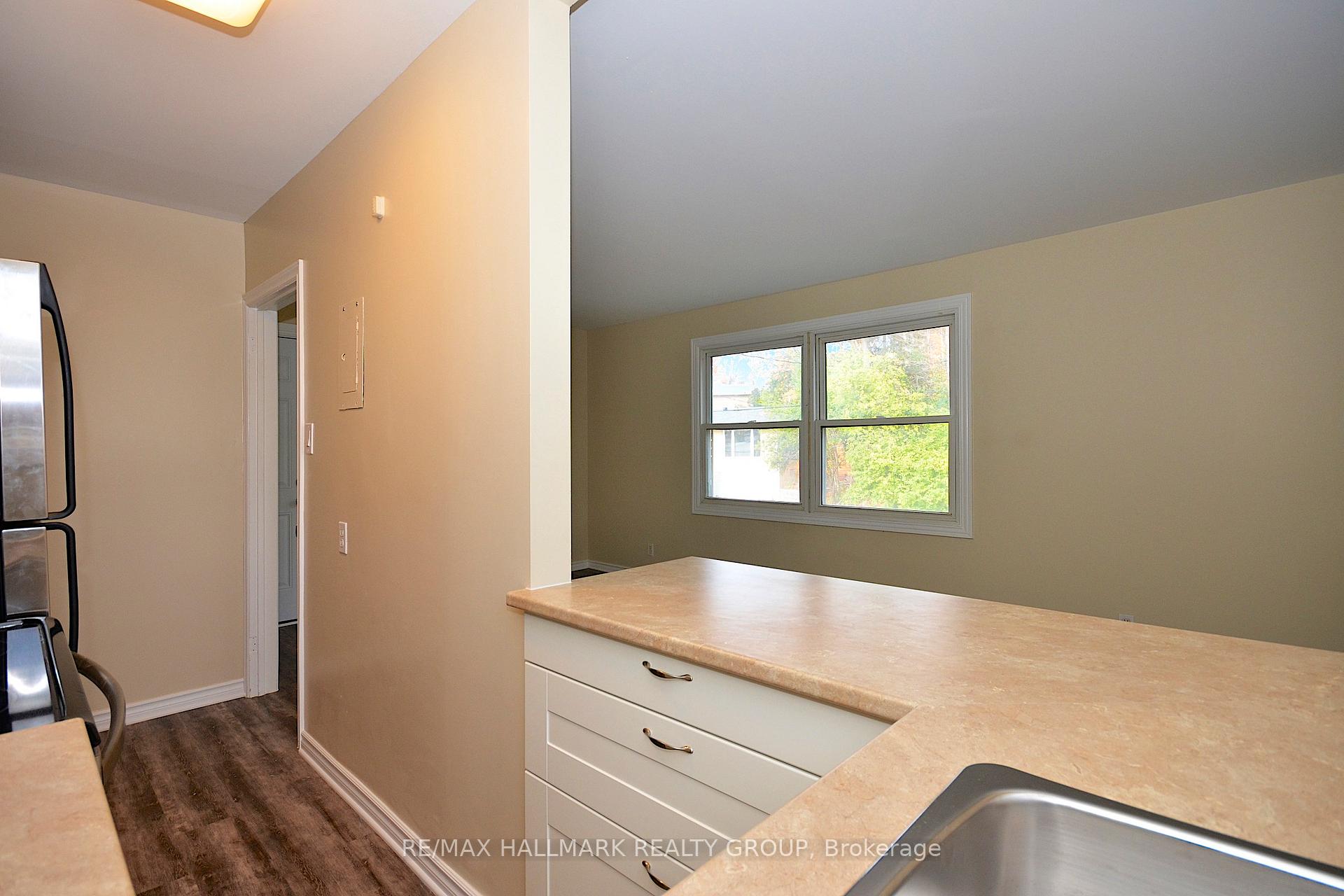 Photo 44 of 114 Lebrun Street, Ottawa, Vanier — HOMEH