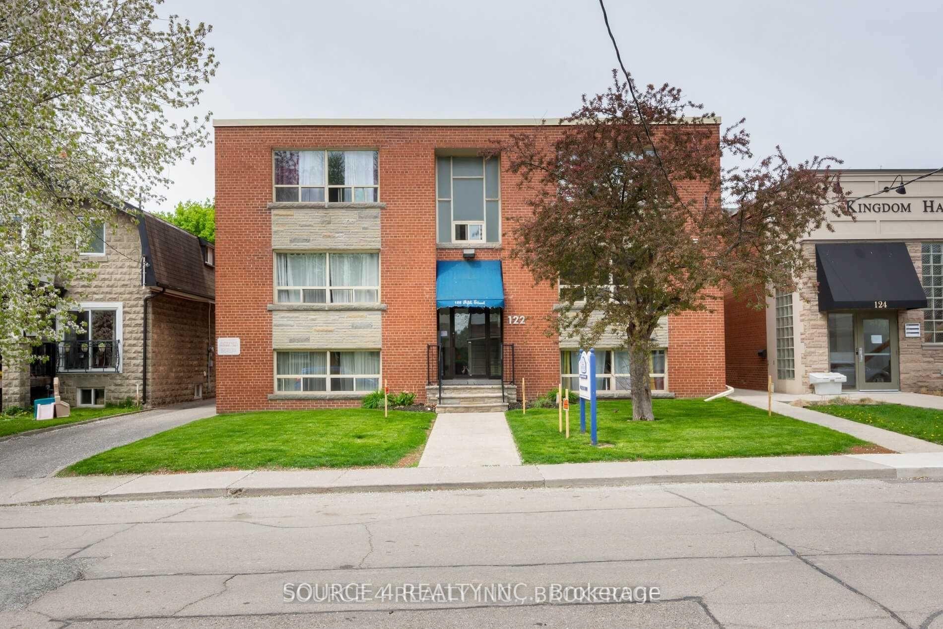 Front of Unit 5, 122 Fifth Street