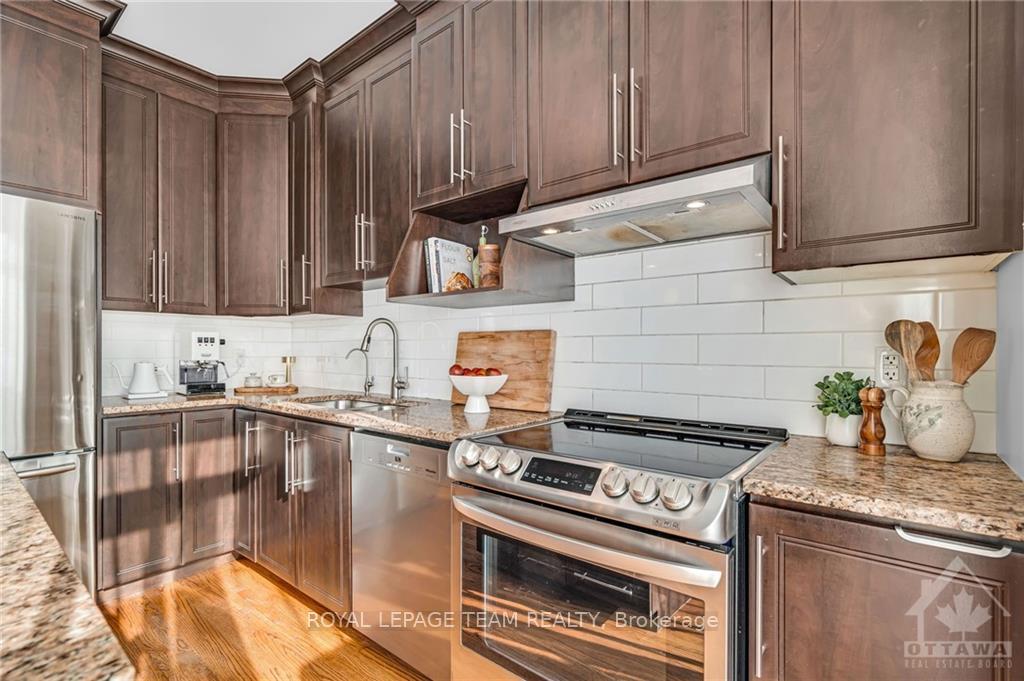Photo 16 of 1131 Rockingham Avenue, Ottawa, Billings Bridge — HOMEH