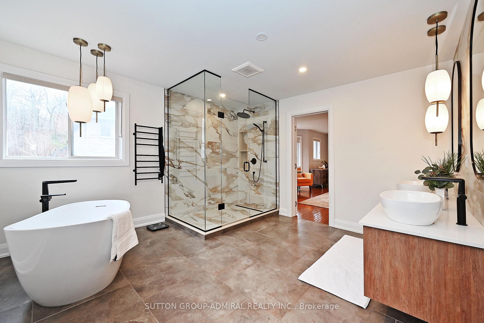 Photo 20 of 32 Seabreeze Avenue, Vaughan, Patterson — HOMEH
