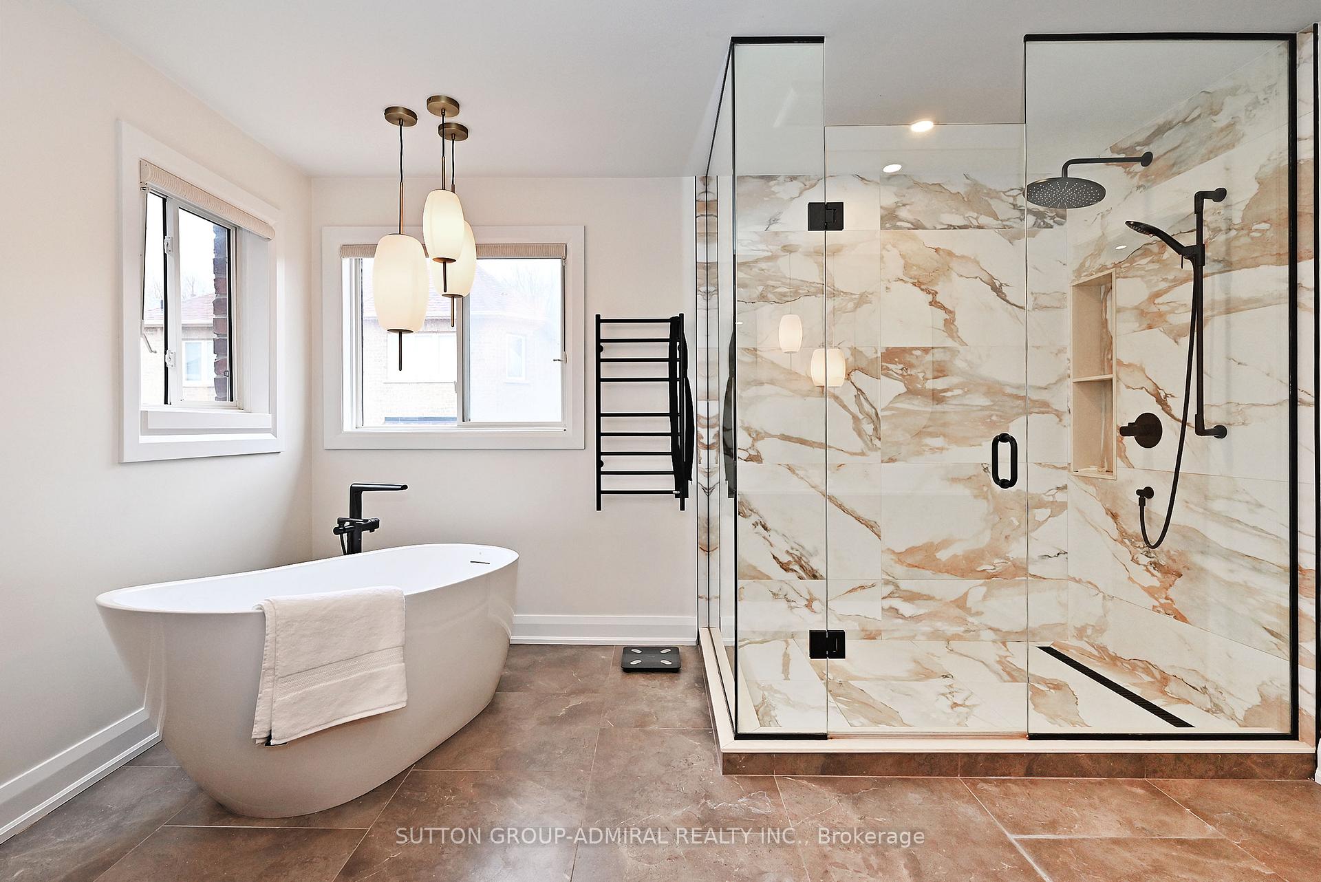 Photo 21 of 32 Seabreeze Avenue, Vaughan, Patterson — HOMEH