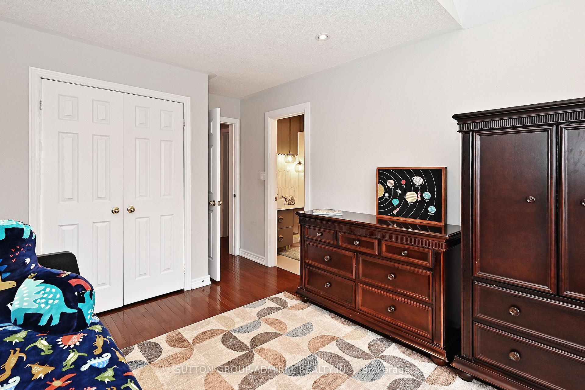 Photo 25 of 32 Seabreeze Avenue, Vaughan, Patterson — HOMEH