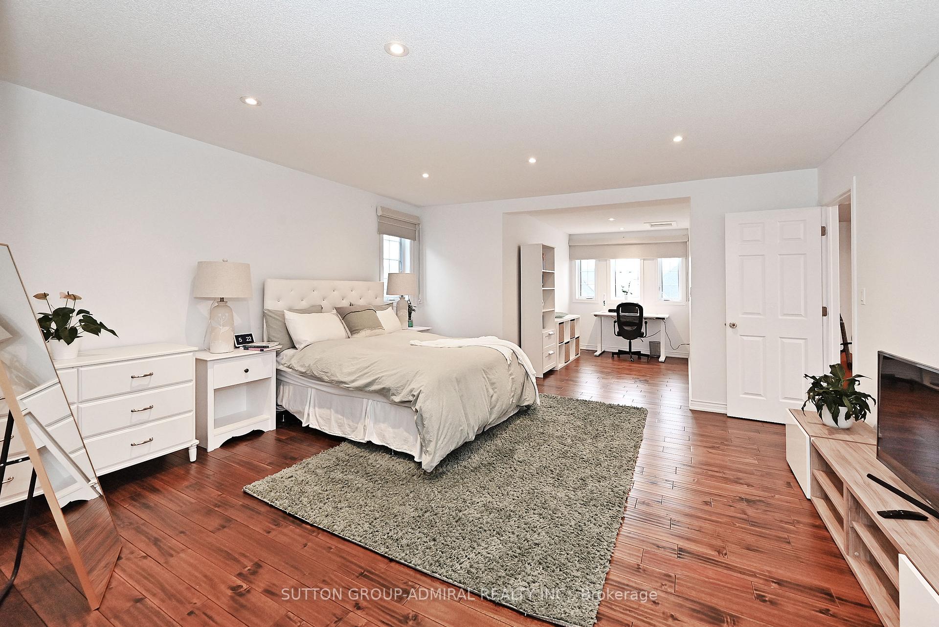 Photo 39 of 32 Seabreeze Avenue, Vaughan, Patterson — HOMEH