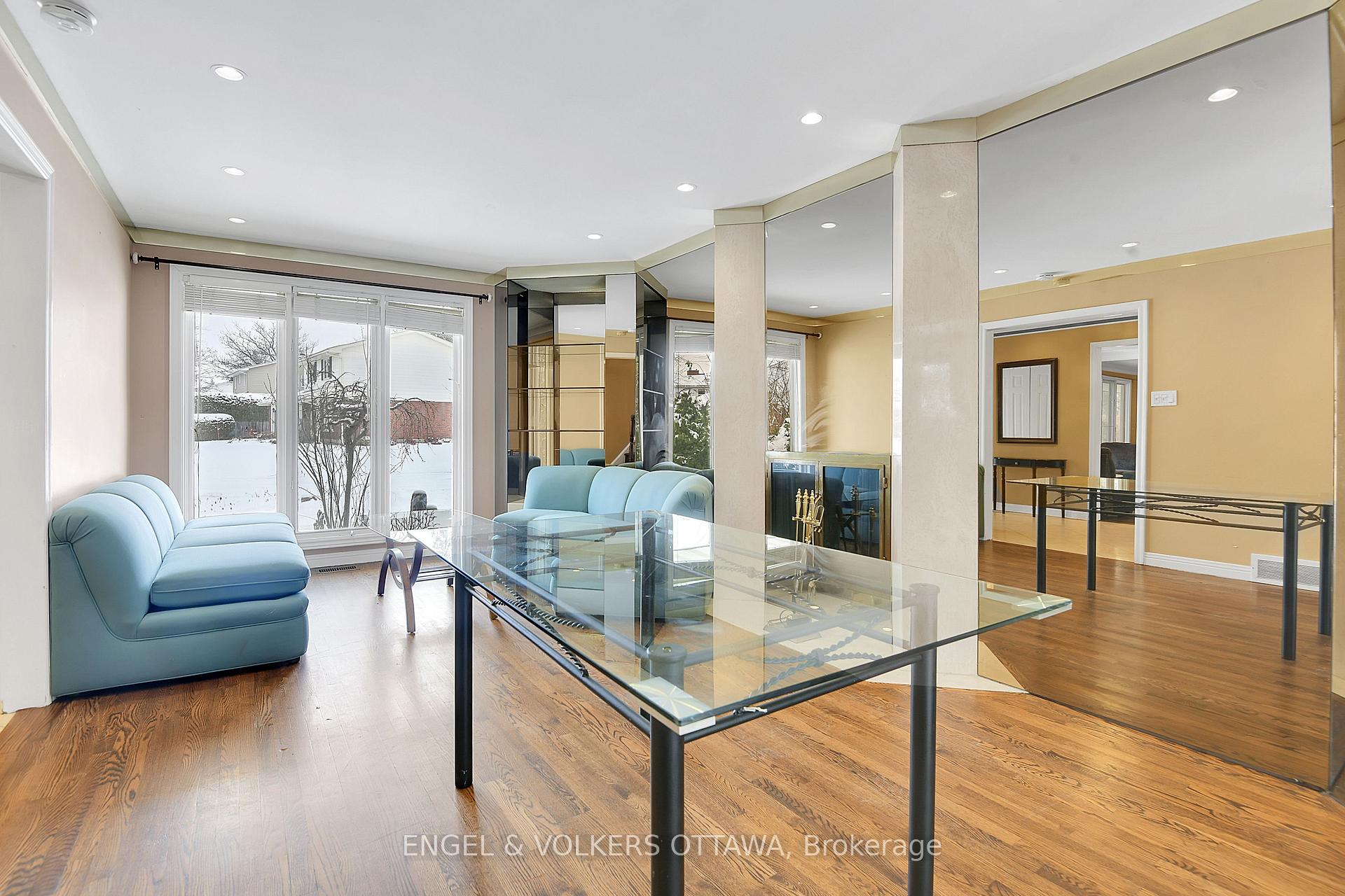 Photo 23 of 2432 Wyndale Crescent, Ottawa, Guildwood Estates - Urbandale Acres — HOMEH
