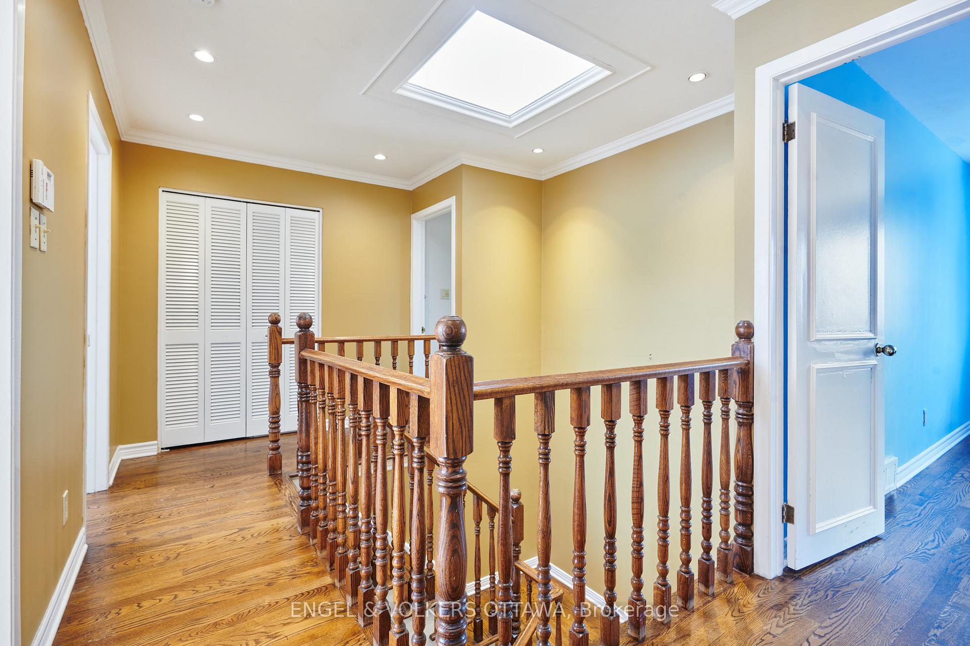 Photo 19 of 2432 Wyndale Crescent, Ottawa, Guildwood Estates - Urbandale Acres — HOMEH