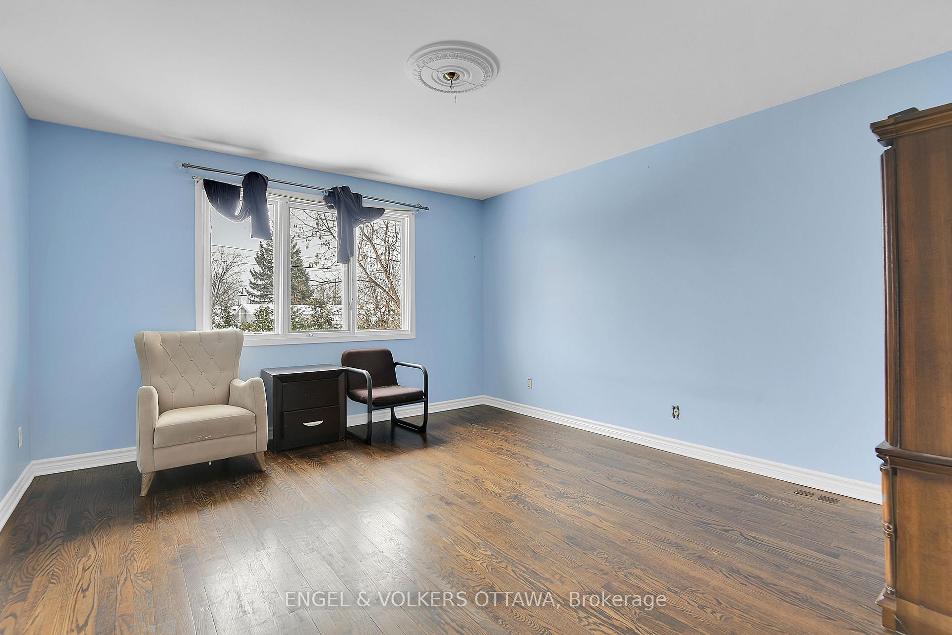Photo 26 of 2432 Wyndale Crescent, Ottawa, Guildwood Estates - Urbandale Acres — HOMEH