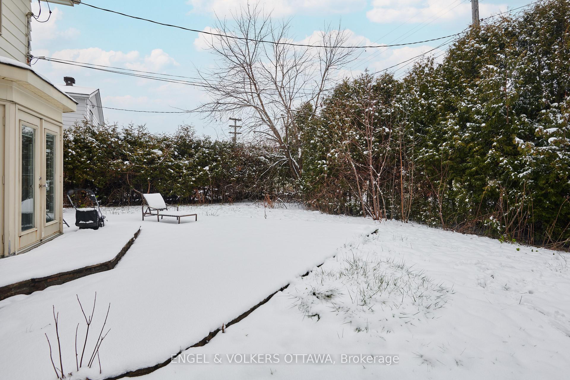 Photo 31 of 2432 Wyndale Crescent, Ottawa, Guildwood Estates - Urbandale Acres — HOMEH