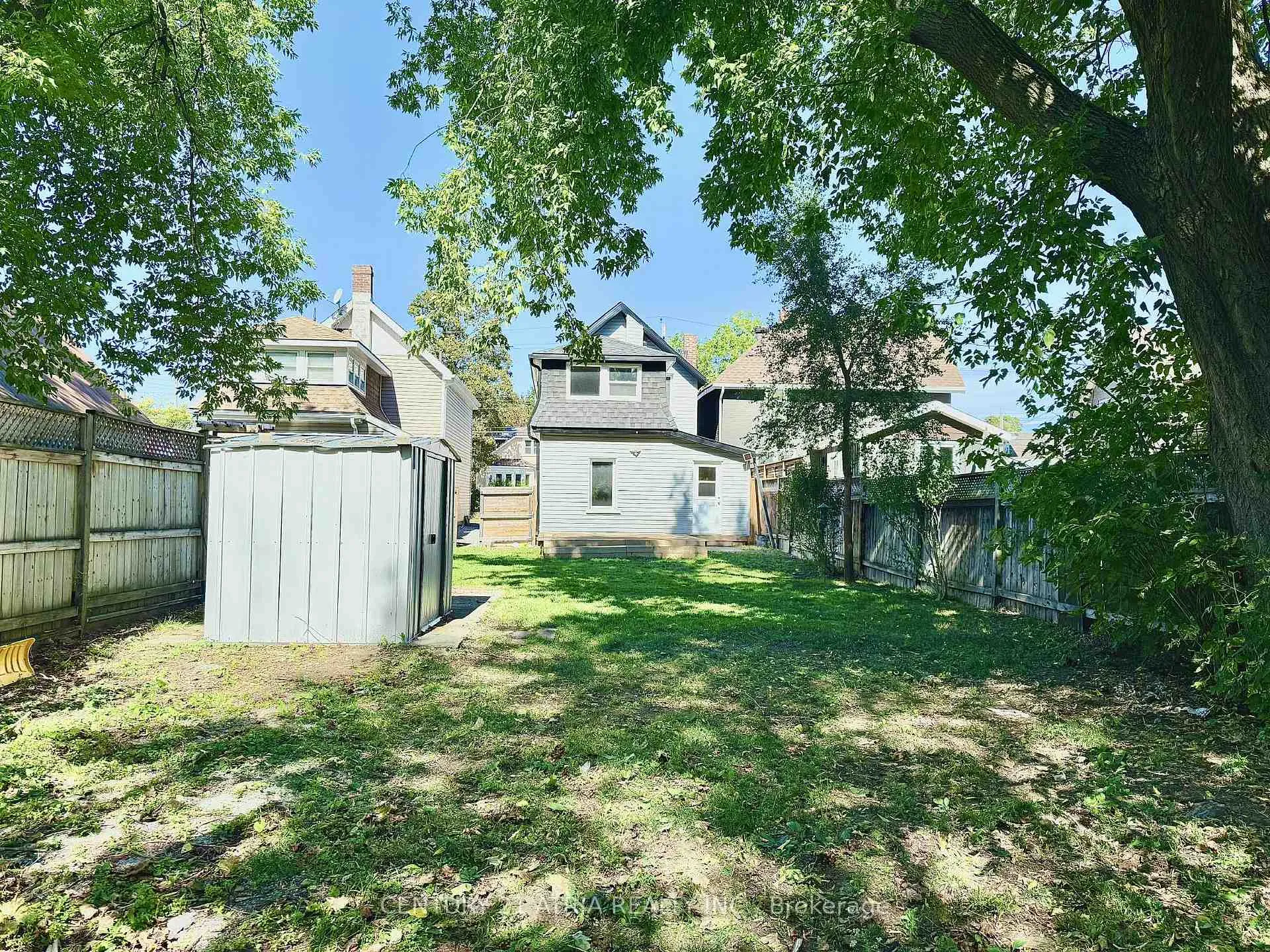 Photo 18 of 59 Park Street, Barrie, Queen's Park — HOMEH