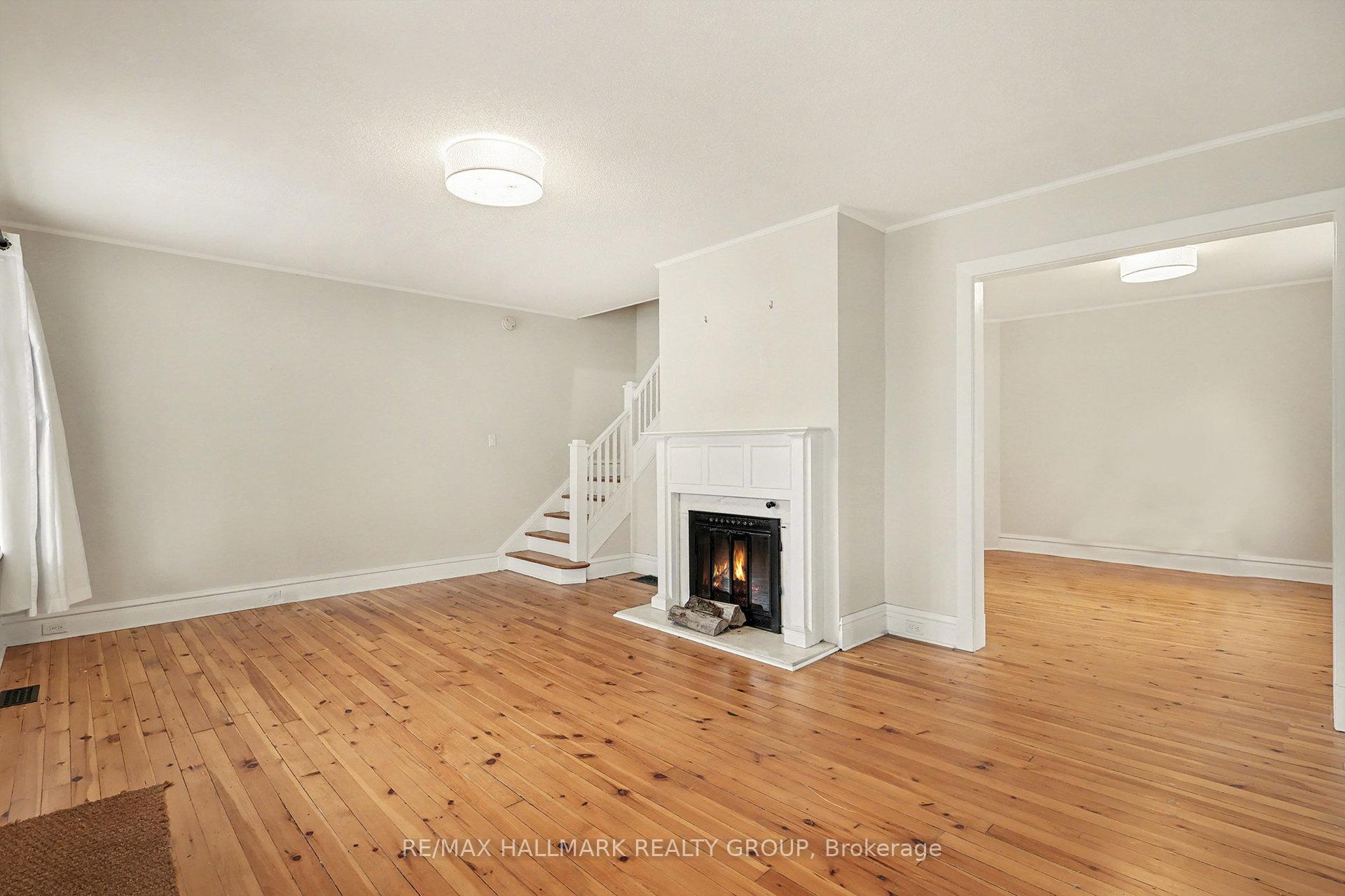 Photo 5 of 8 Carlotta Avenue, Ottawa, Vanier — HOMEH