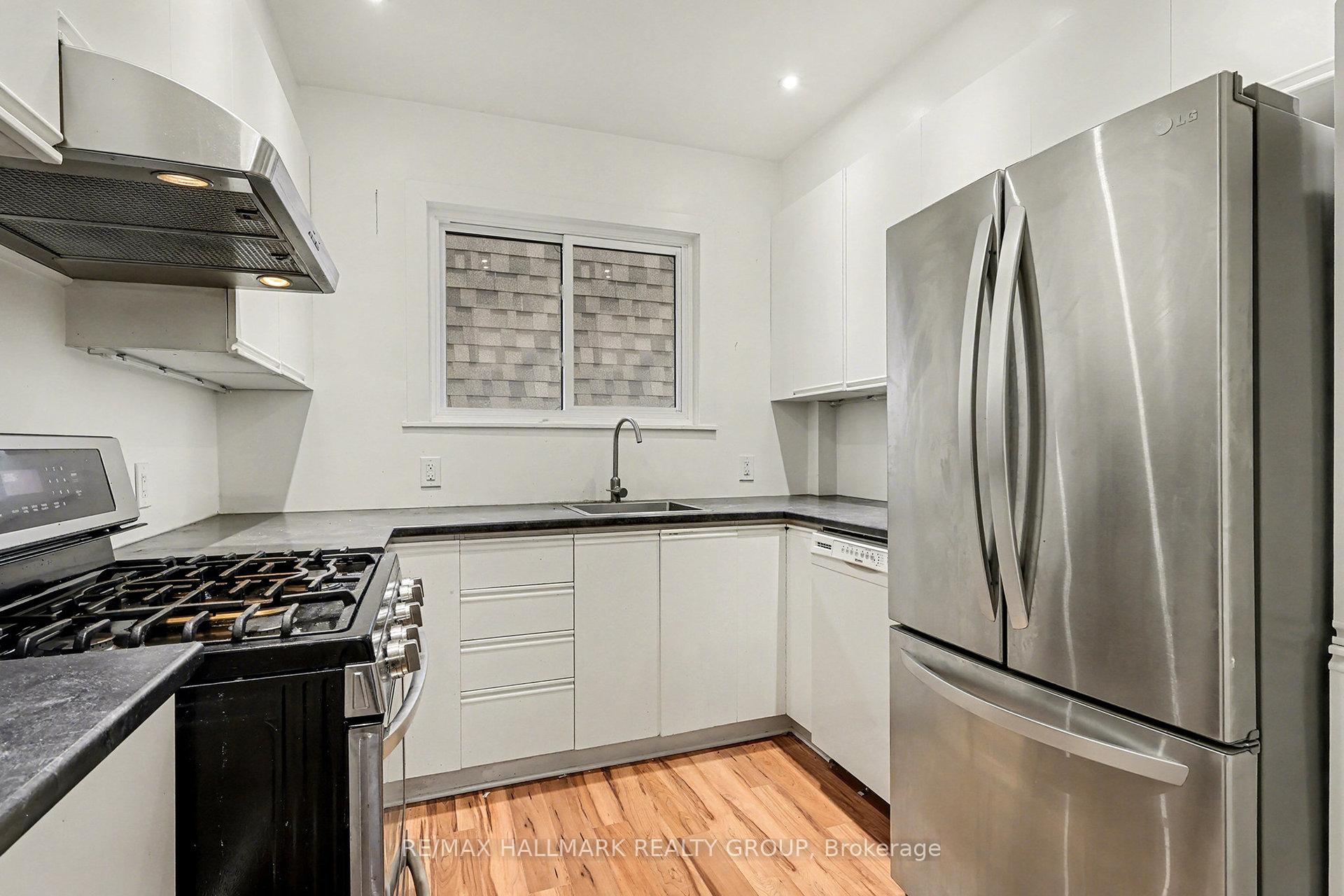 Photo 10 of 8 Carlotta Avenue, Ottawa, Vanier — HOMEH