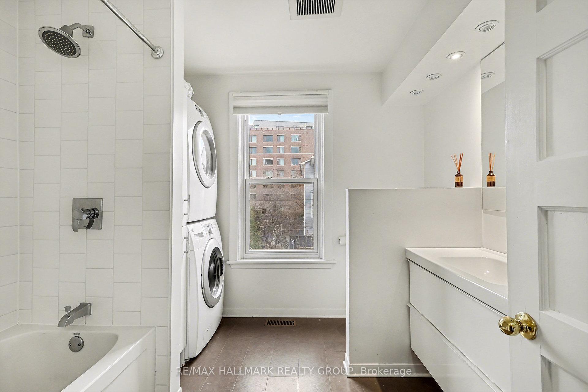 Photo 13 of 8 Carlotta Avenue, Ottawa, Vanier — HOMEH