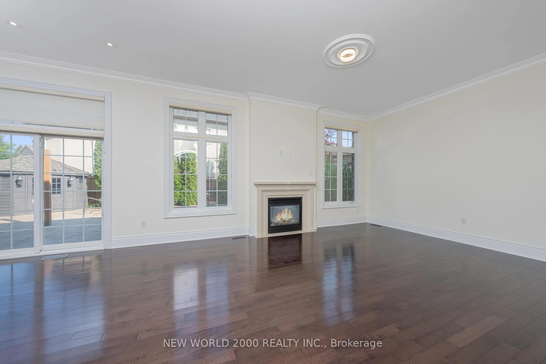 Photo 6 of 10 Orleans Circle, Vaughan, Vellore Village — HOMEH