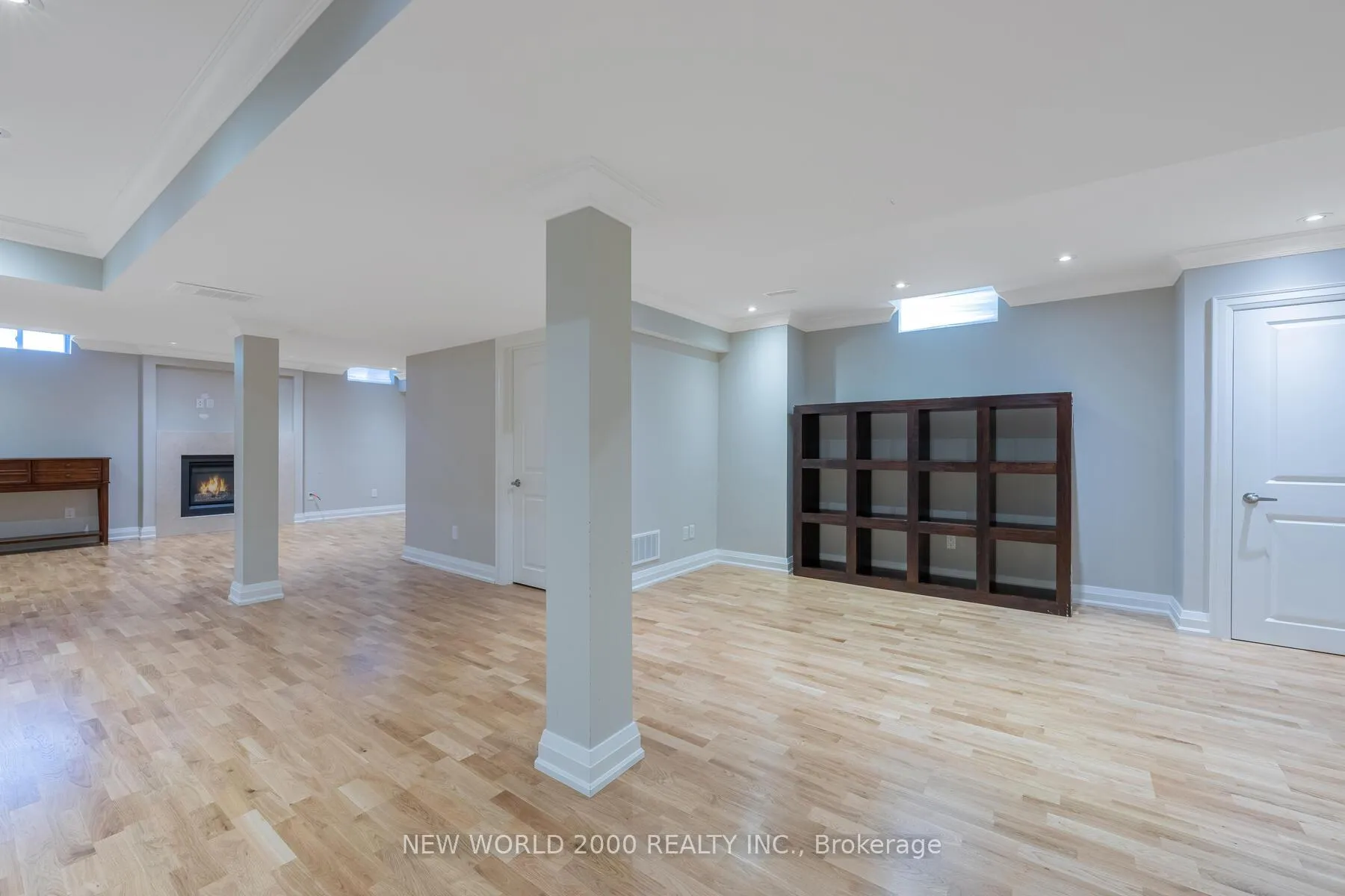 Photo 29 of 10 Orleans Circle, Vaughan, Vellore Village — HOMEH