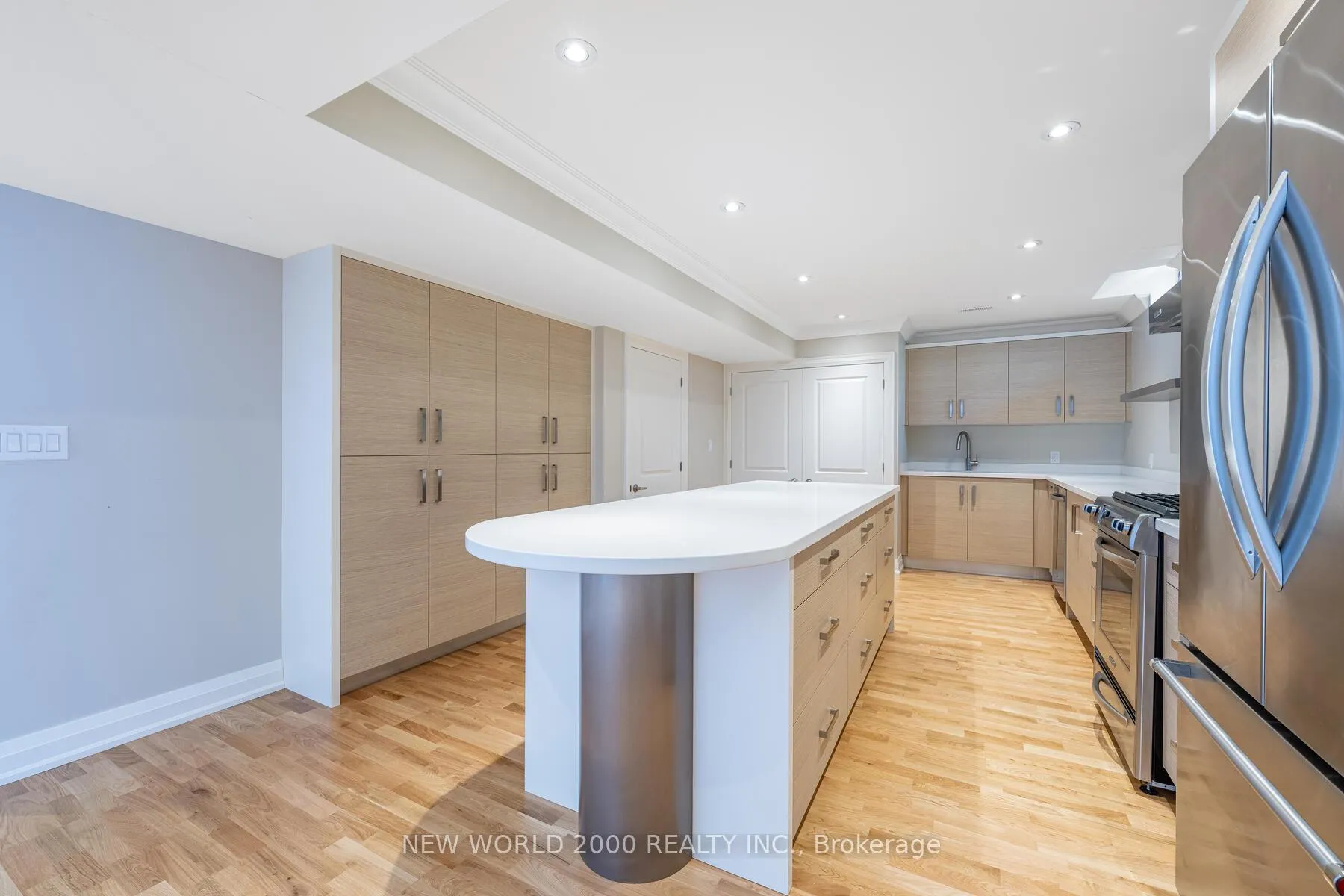 Photo 34 of 10 Orleans Circle, Vaughan, Vellore Village — HOMEH