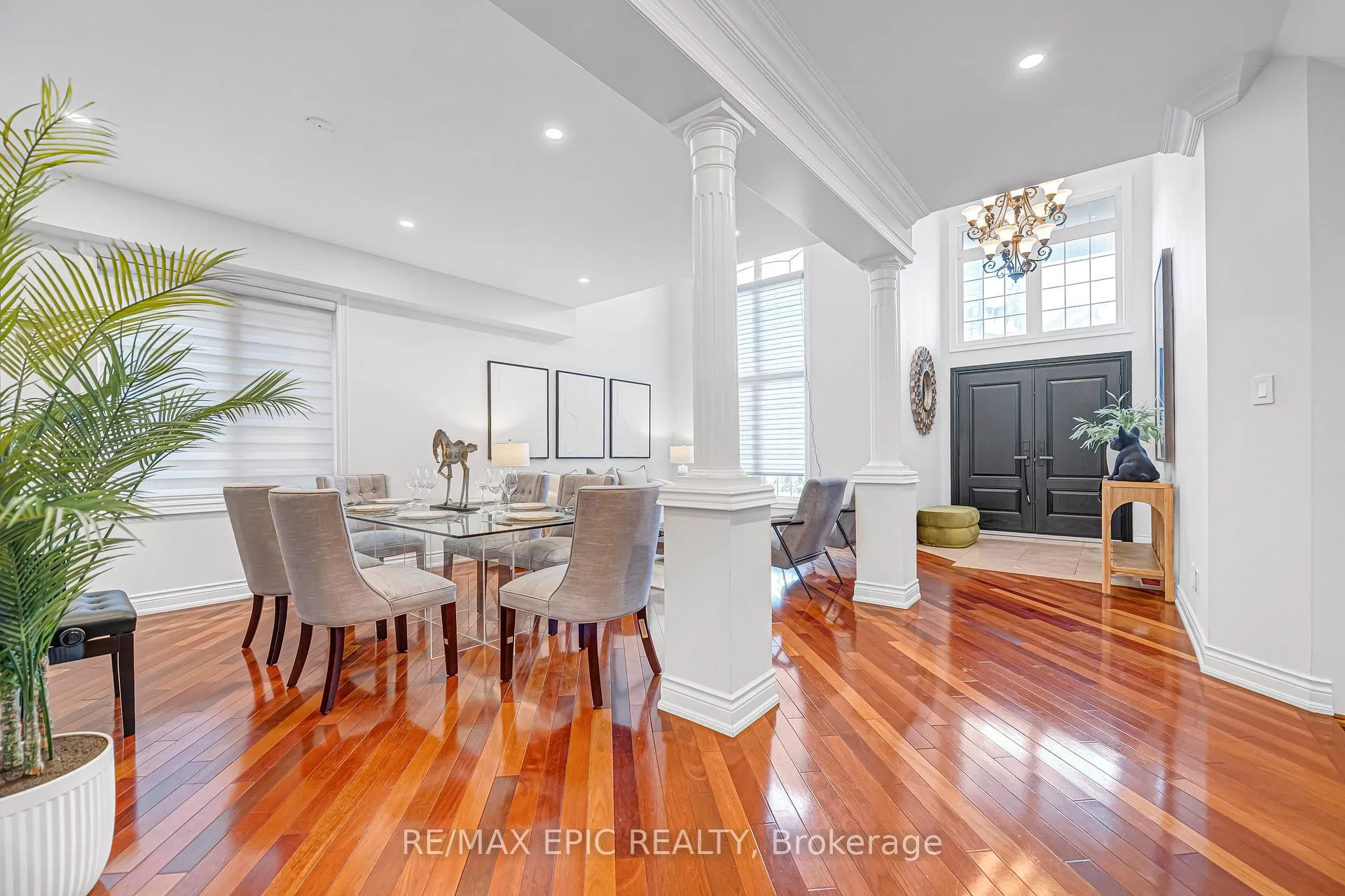 Photo 9 of 115 Thornhill Woods Drive, Vaughan, Patterson — HOMEH