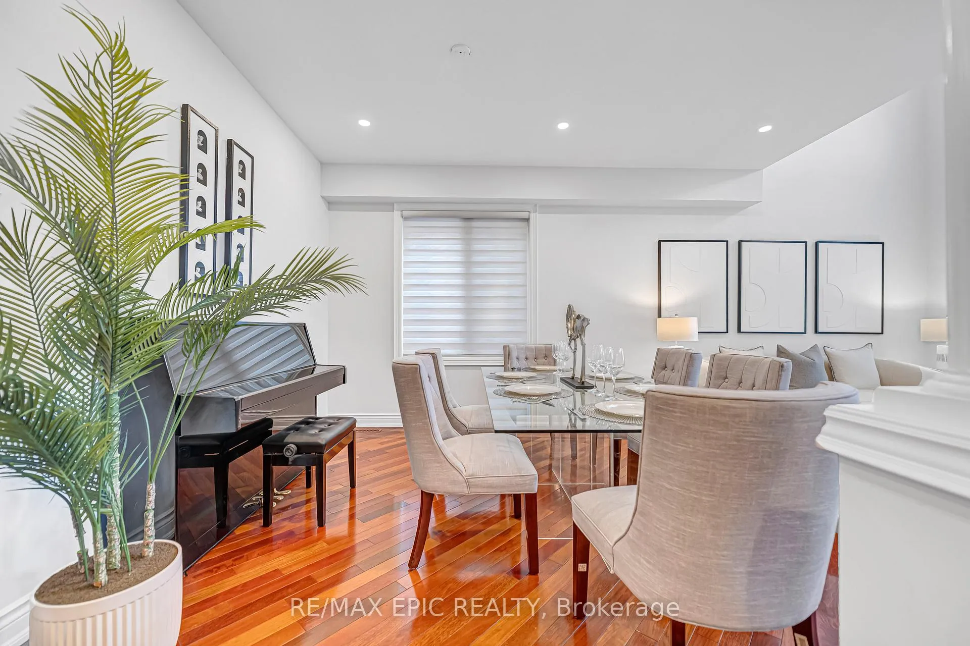 Photo 10 of 115 Thornhill Woods Drive, Vaughan, Patterson — HOMEH
