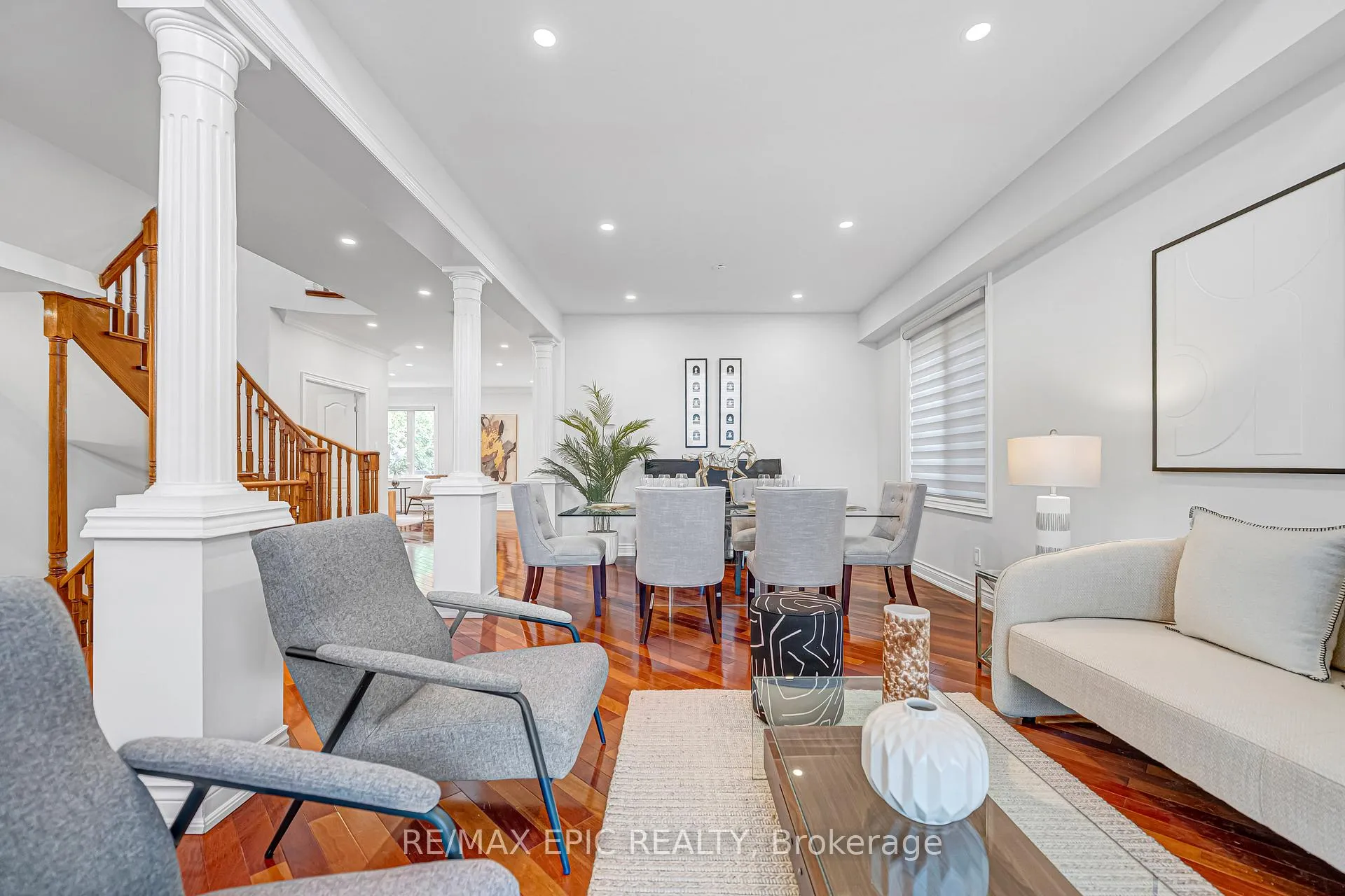 Photo 11 of 115 Thornhill Woods Drive, Vaughan, Patterson — HOMEH