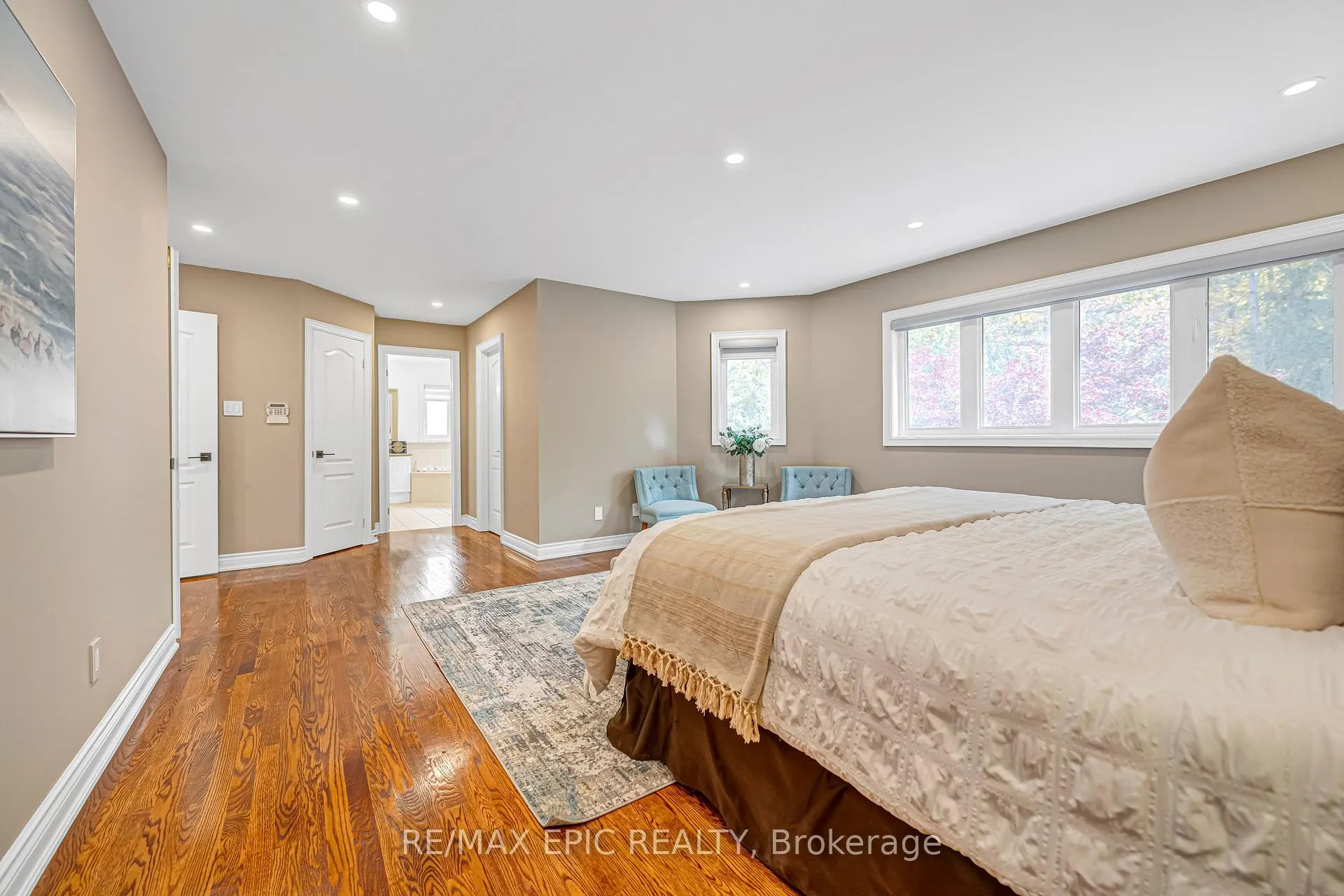 Photo 29 of 115 Thornhill Woods Drive, Vaughan, Patterson — HOMEH