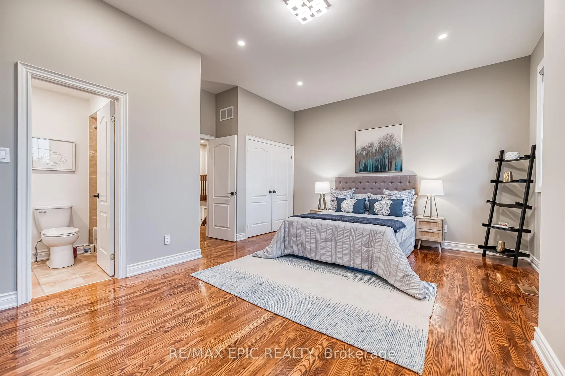 Photo 31 of 115 Thornhill Woods Drive, Vaughan, Patterson — HOMEH