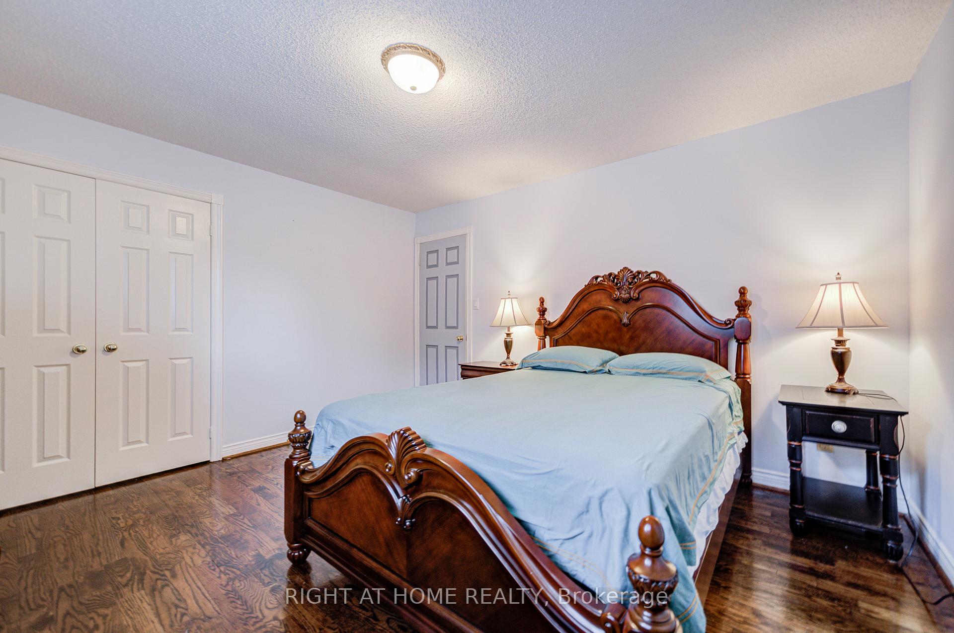 Photo 39 of 128 Carlyle Crescent, Aurora, Aurora Highlands — HOMEH
