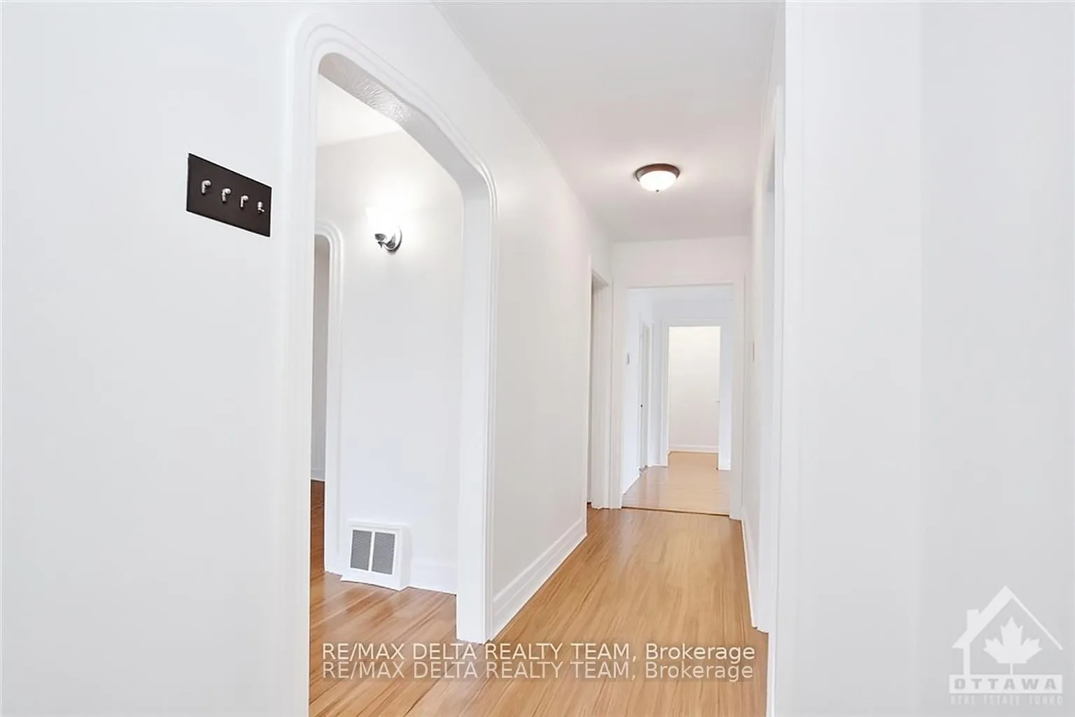 Photo 4 of Unit 1, 273 Shakespeare Street, Ottawa, Vanier — HOMEH