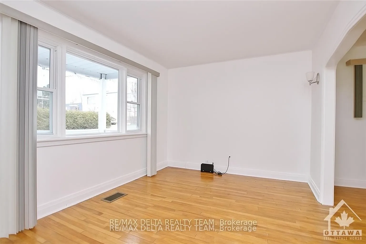 Photo 5 of Unit 1, 273 Shakespeare Street, Ottawa, Vanier — HOMEH