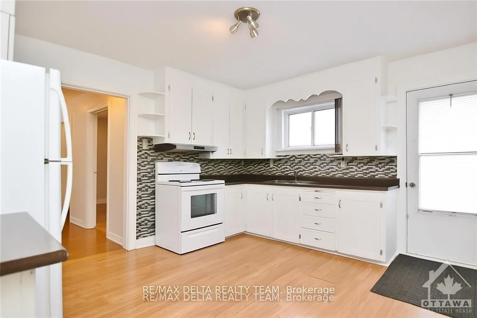 Photo 7 of Unit 1, 273 Shakespeare Street, Ottawa, Vanier — HOMEH