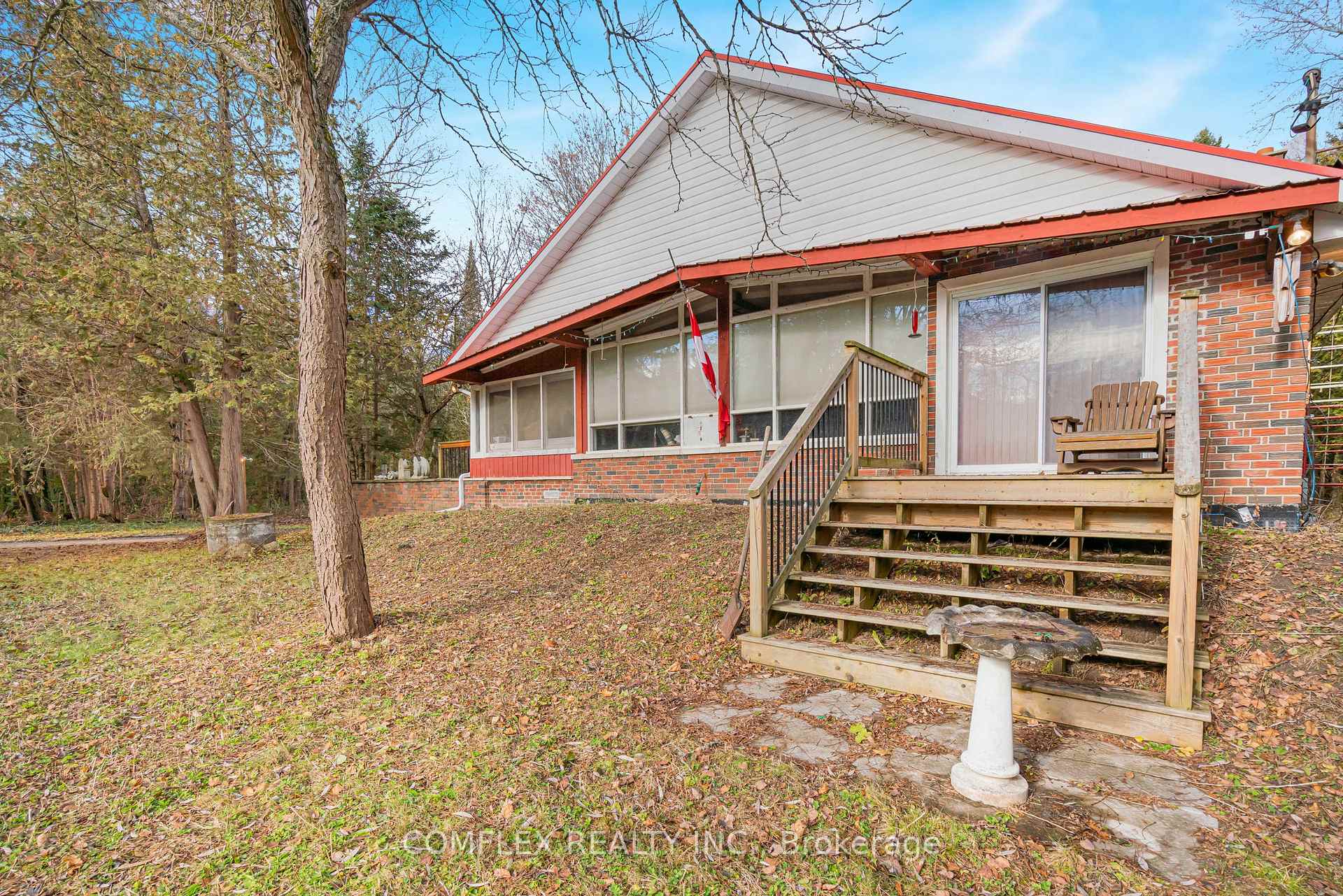 Photo 4 of 222 Davis Drive, Uxbridge, Rural Uxbridge — HOMEH