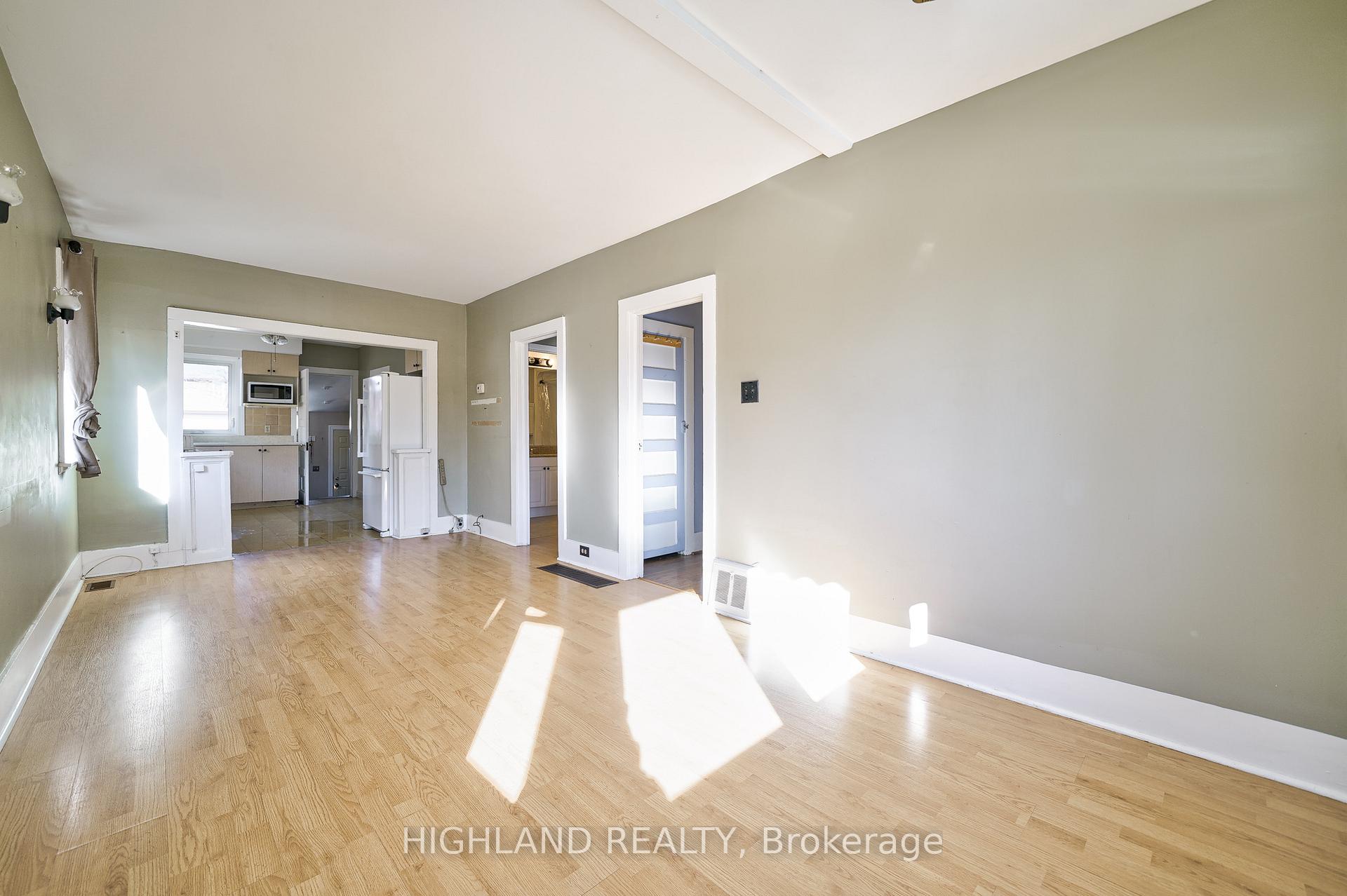 Photo 4 of 64 Simpson Avenue, Etobicoke, Mimico — HOMEH