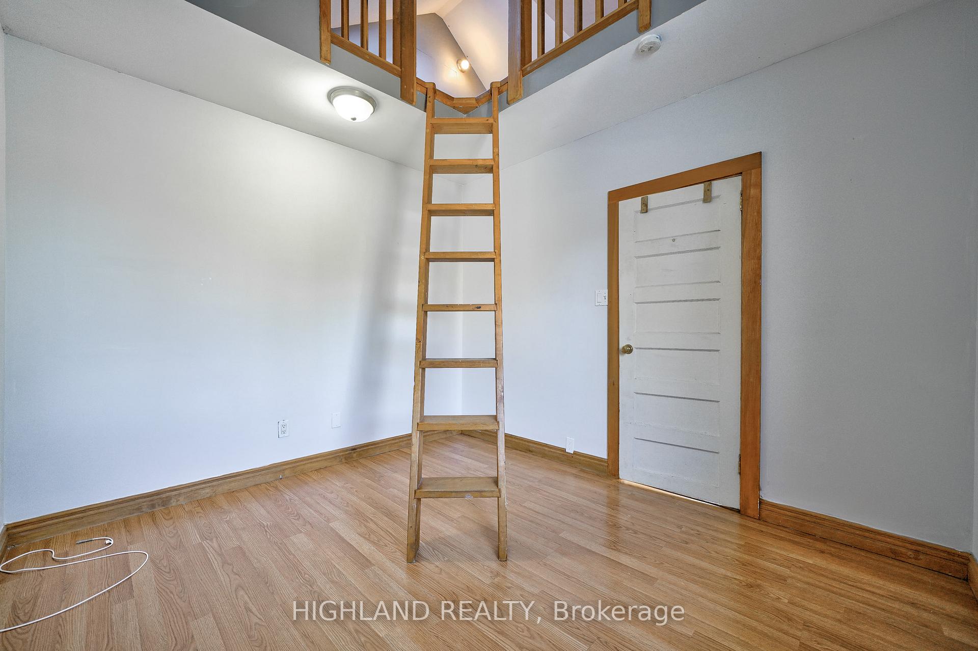 Photo 10 of 64 Simpson Avenue, Etobicoke, Mimico — HOMEH