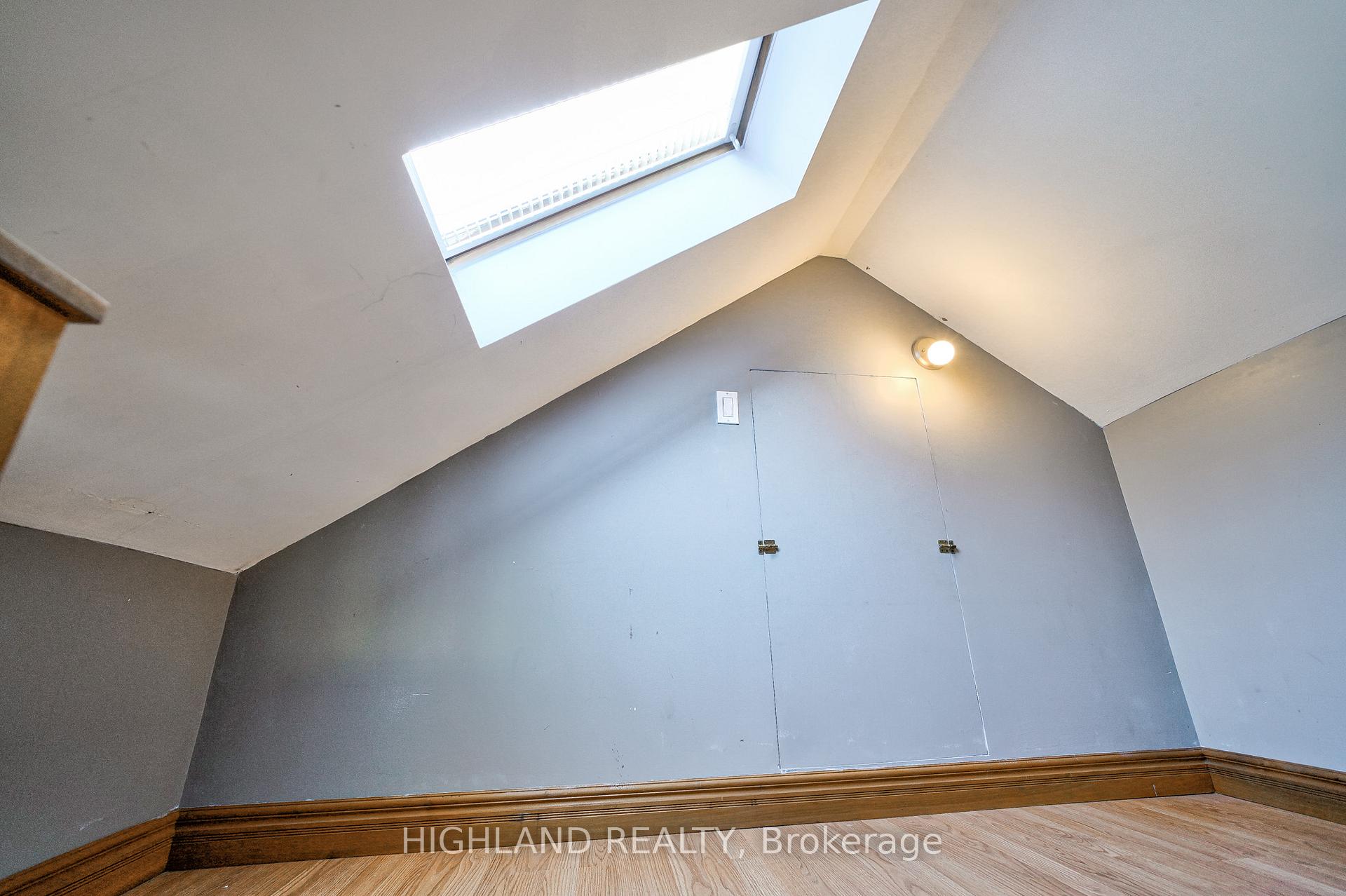 Photo 12 of 64 Simpson Avenue, Etobicoke, Mimico — HOMEH