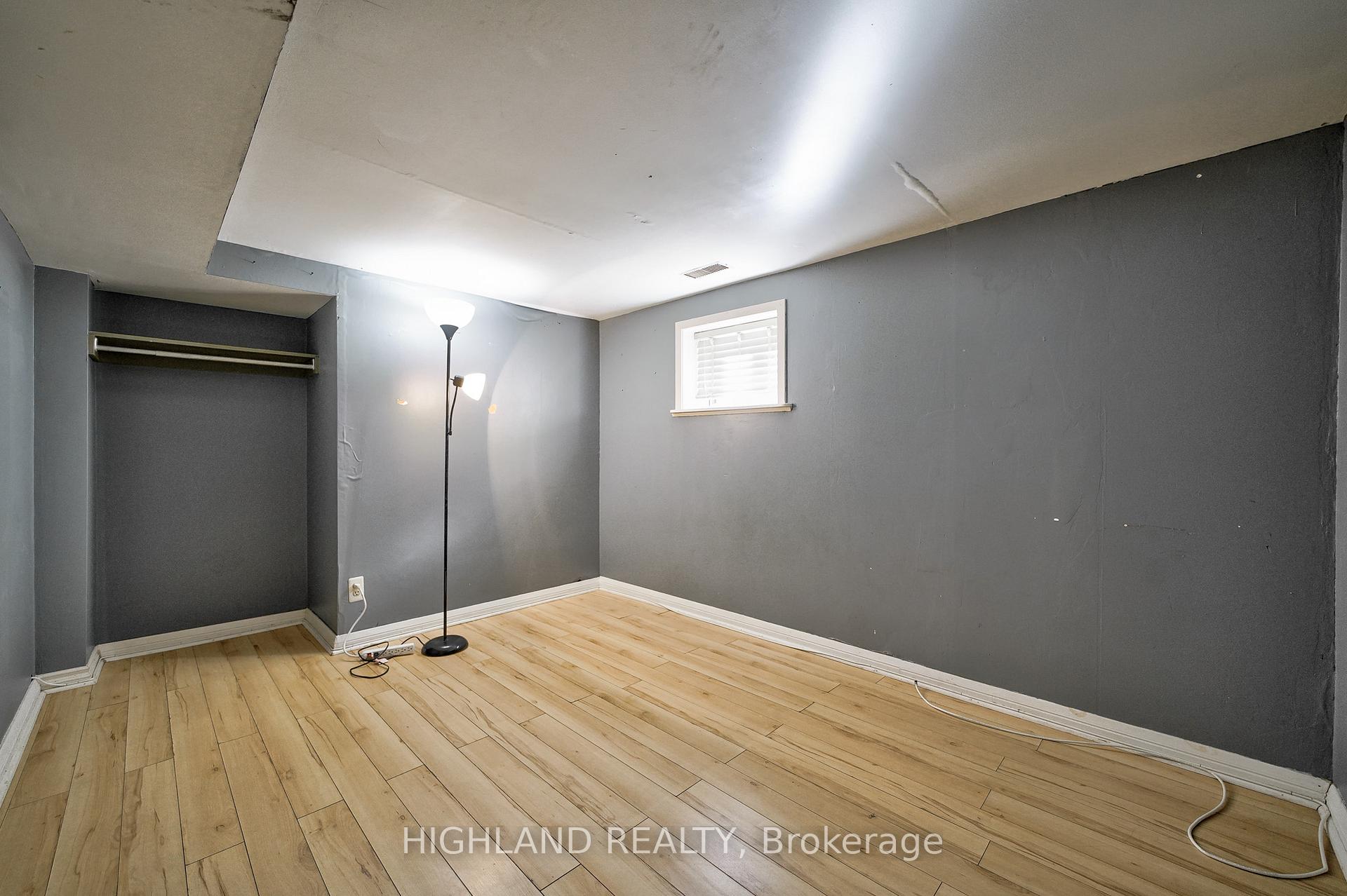 Photo 17 of 64 Simpson Avenue, Etobicoke, Mimico — HOMEH