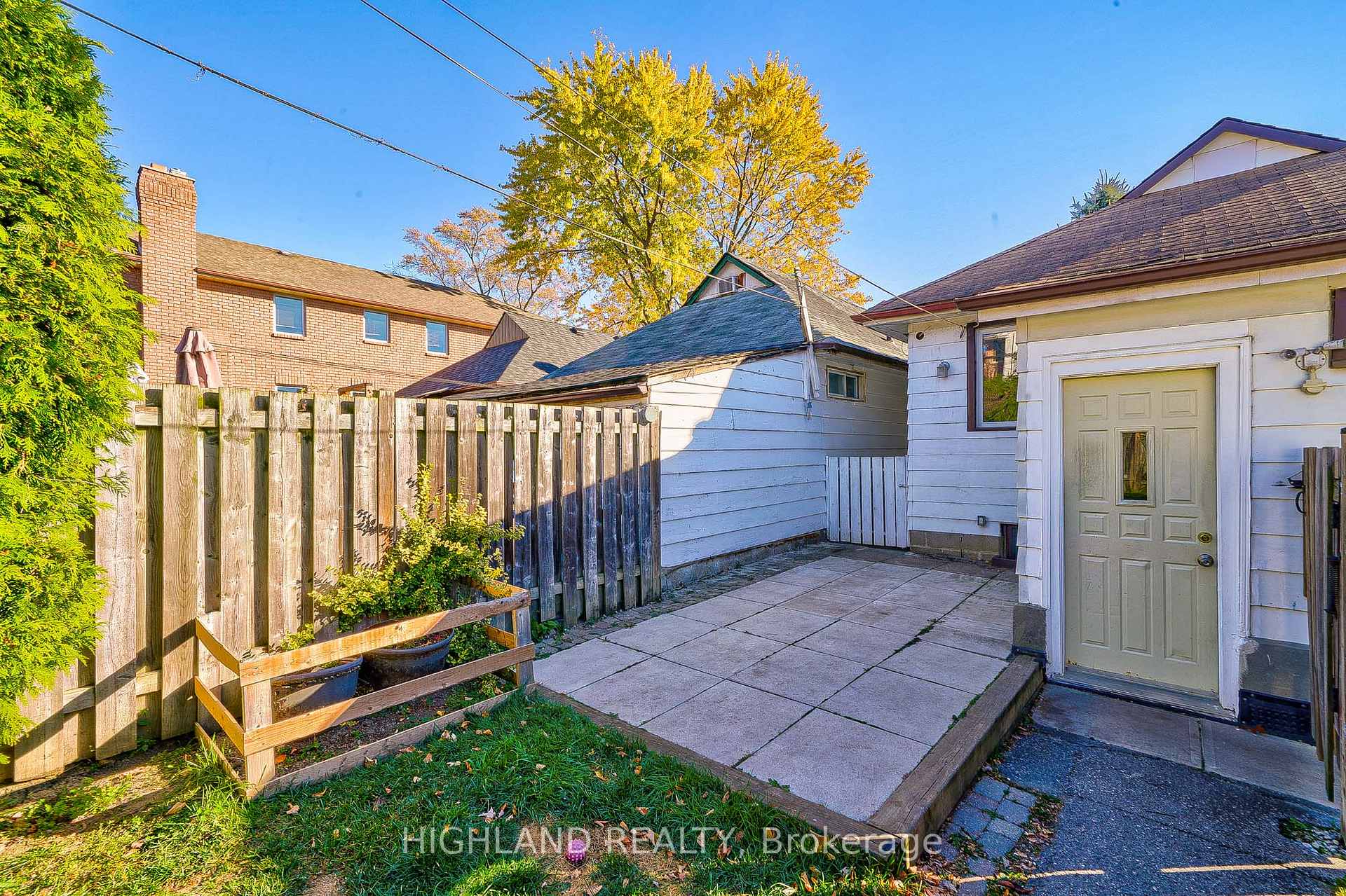 Photo 27 of 64 Simpson Avenue, Etobicoke, Mimico — HOMEH
