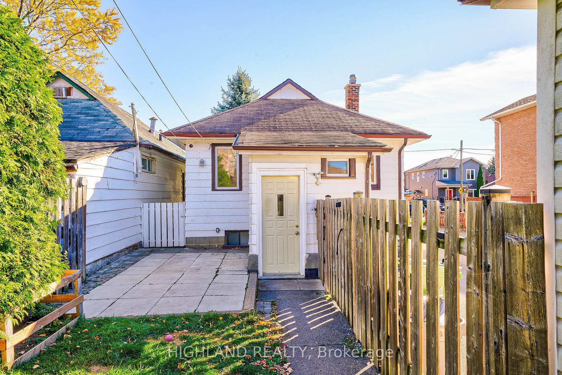 Photo 29 of 64 Simpson Avenue, Etobicoke, Mimico — HOMEH