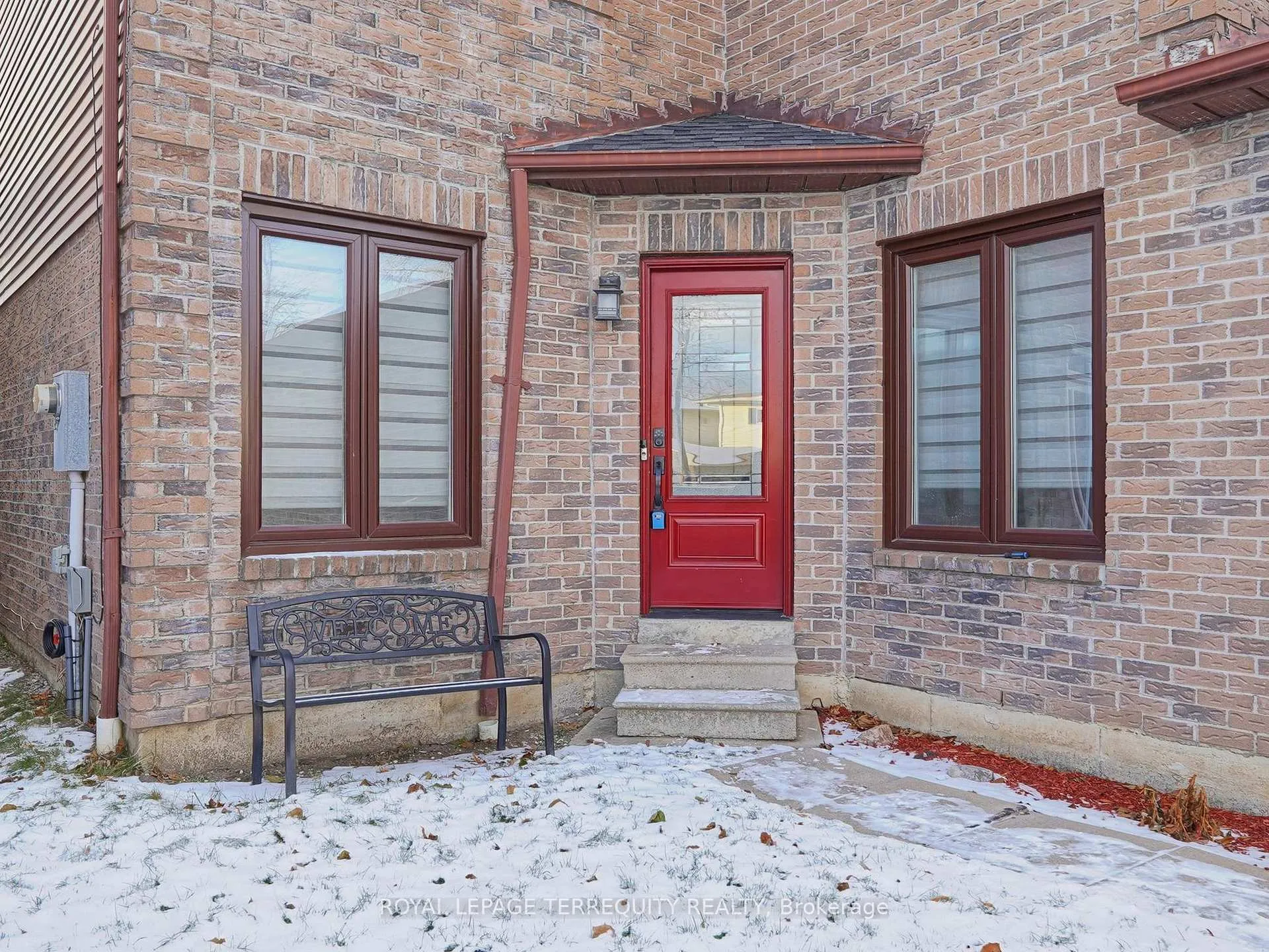 Photo 3 of 52 Dobson Drive, Ajax, Central — HOMEH