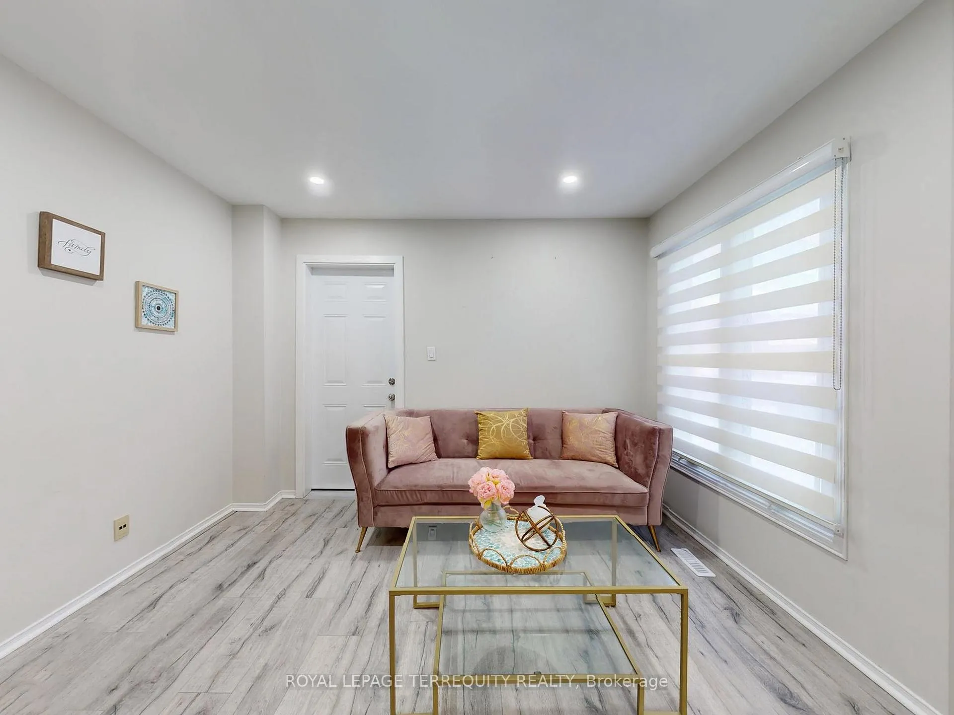 Photo 9 of 52 Dobson Drive, Ajax, Central — HOMEH