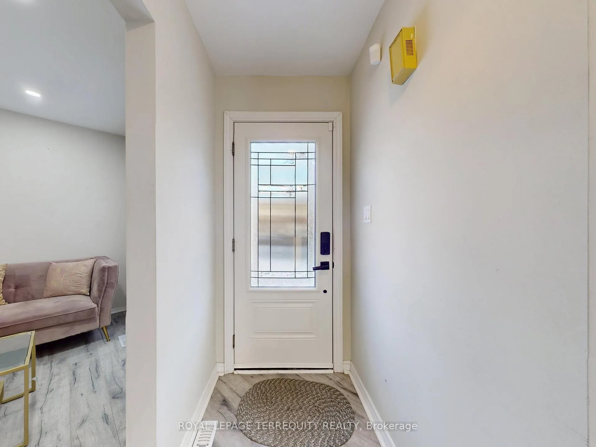 Photo 20 of 52 Dobson Drive, Ajax, Central — HOMEH