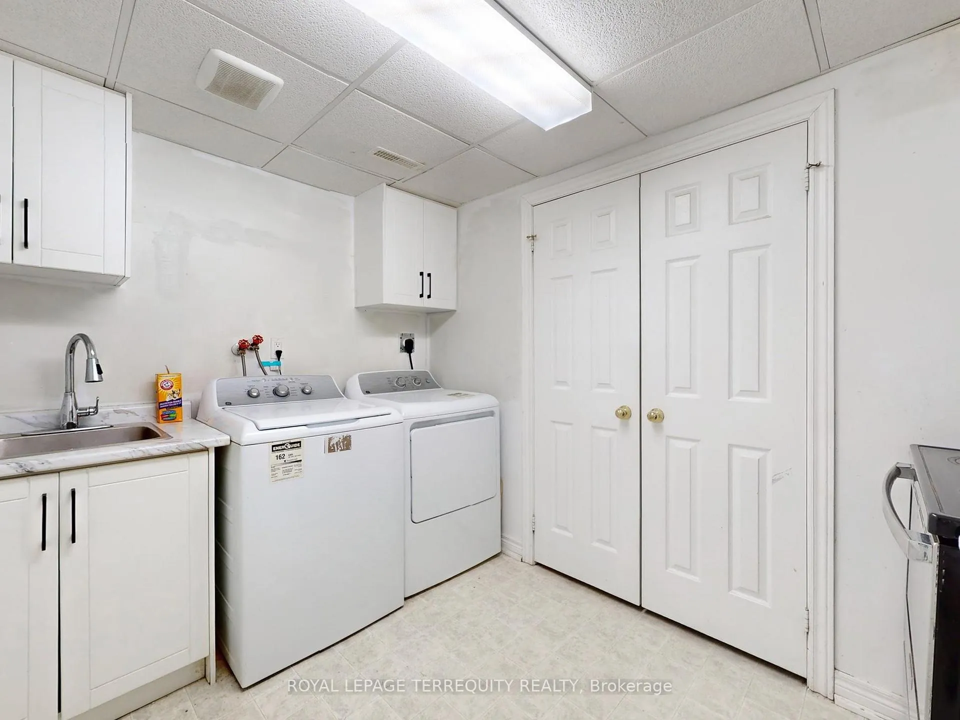 Photo 42 of 52 Dobson Drive, Ajax, Central — HOMEH