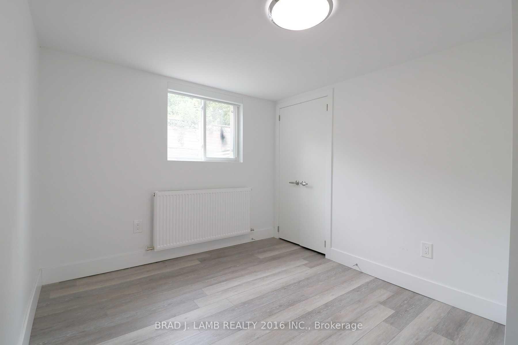 Photo 2 of Unit 2, 28A Third Street, Etobicoke, New Toronto — HOMEH
