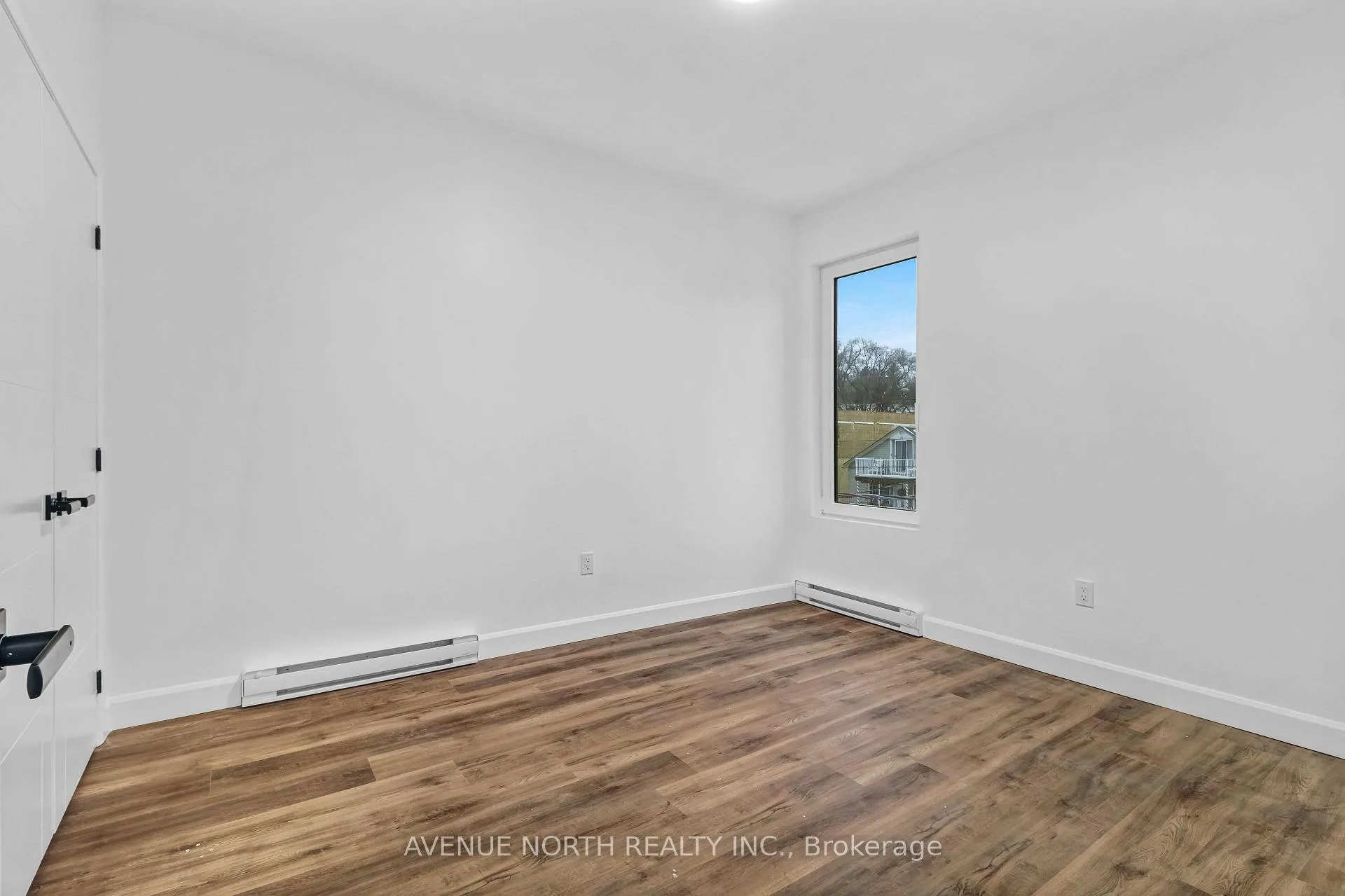 Photo 11 of Unit 4, 96 Jolliet Avenue, Ottawa, Vanier — HOMEH