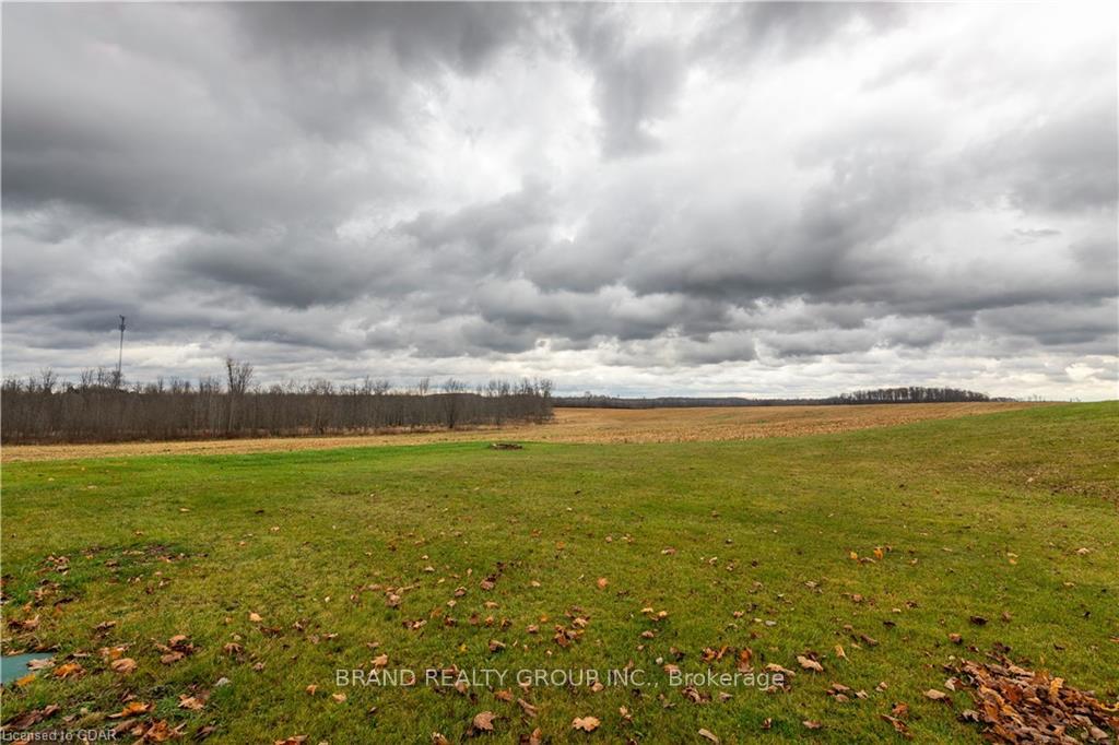 Photo 17 of Unit 2, 239 12TH E, Arran-Elderslie — HOMEH