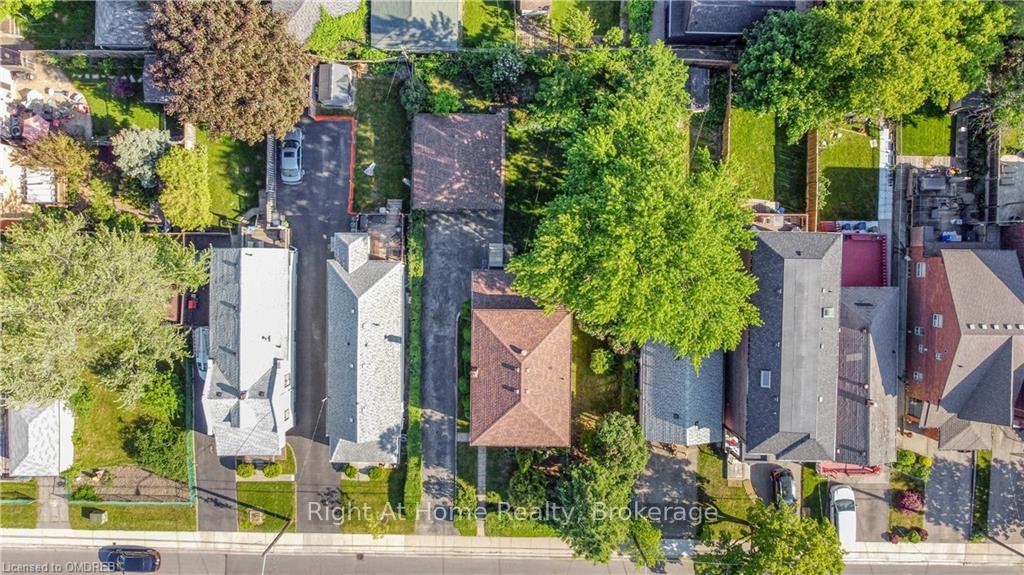 Photo 2 of 35 Elder Avenue, Etobicoke, Long Branch — HOMEH